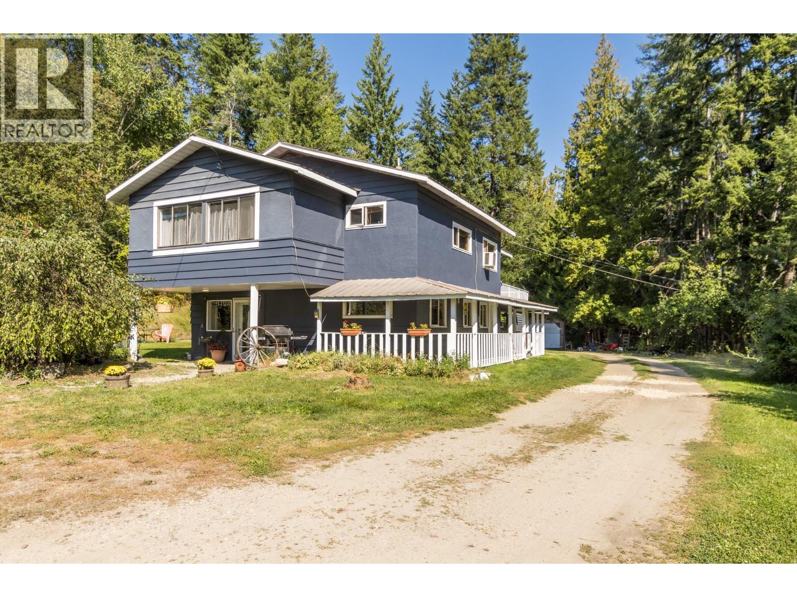 3591 65 Avenue NW, Salmon Arm, British Columbia