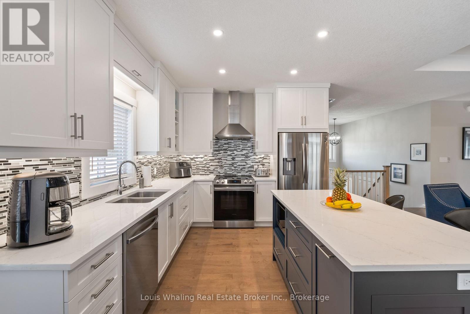 408 Northport Drive, Saugeen Shores, Ontario  N0H 2C8 - Photo 12 - X12405012
