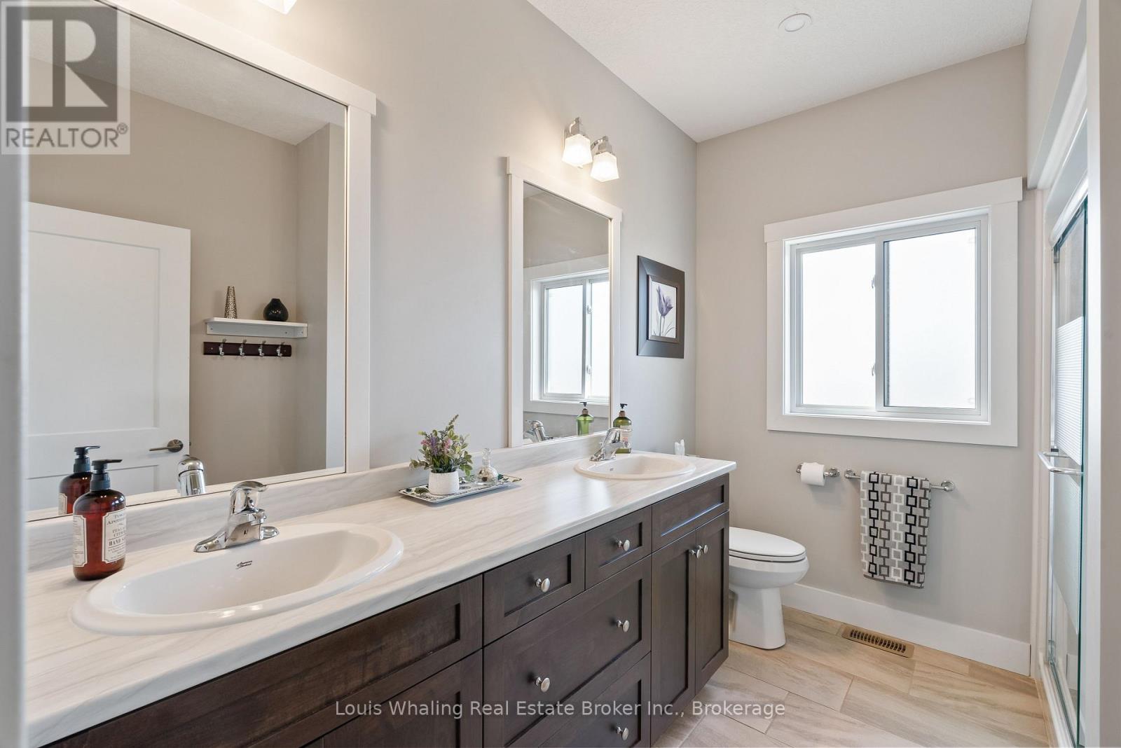 408 Northport Drive, Saugeen Shores, Ontario  N0H 2C8 - Photo 16 - X12405012