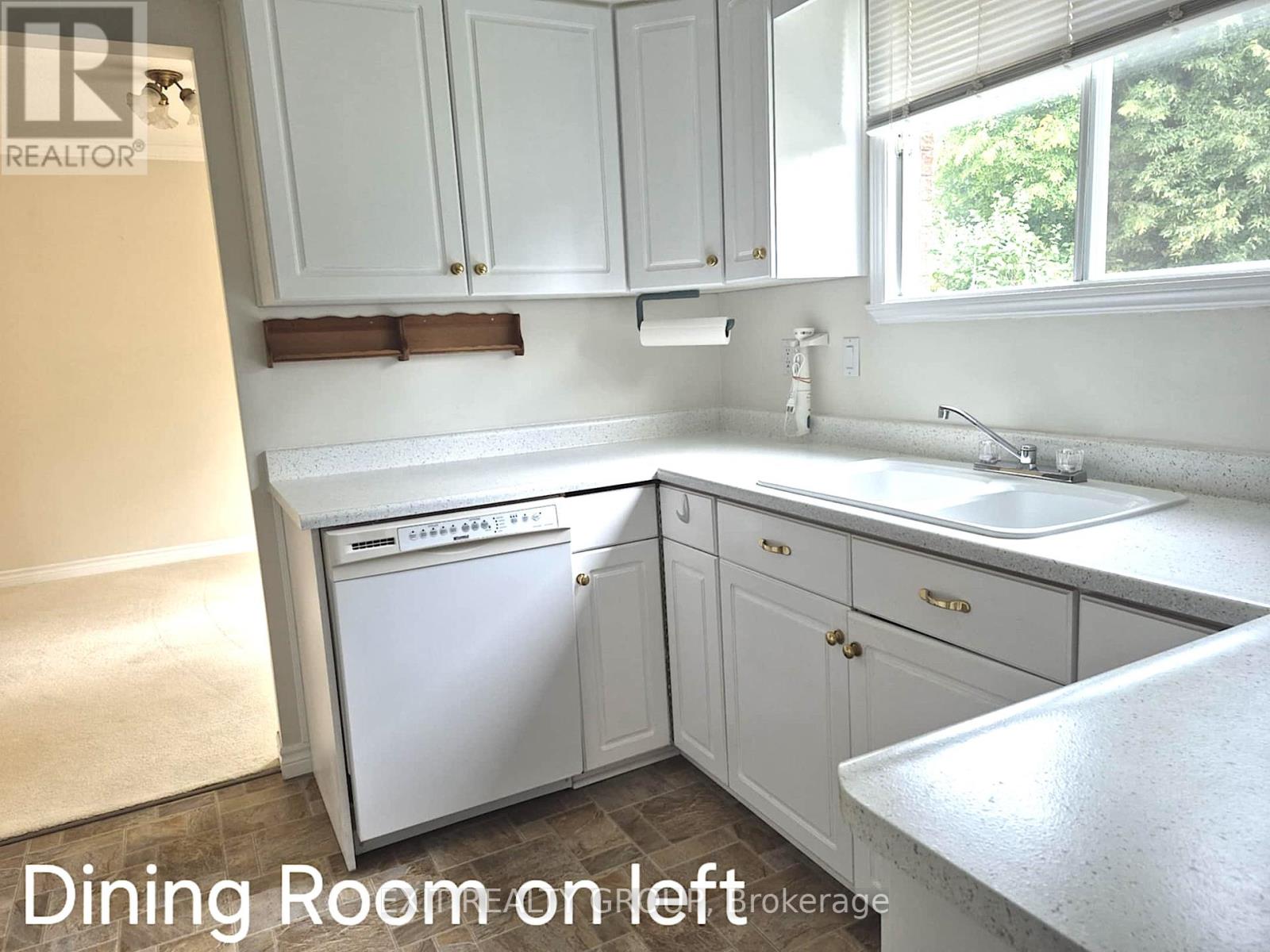 152 Chatterton Valley Crescent, Quinte West, Ontario  K0K 2B0 - Photo 12 - X12404969