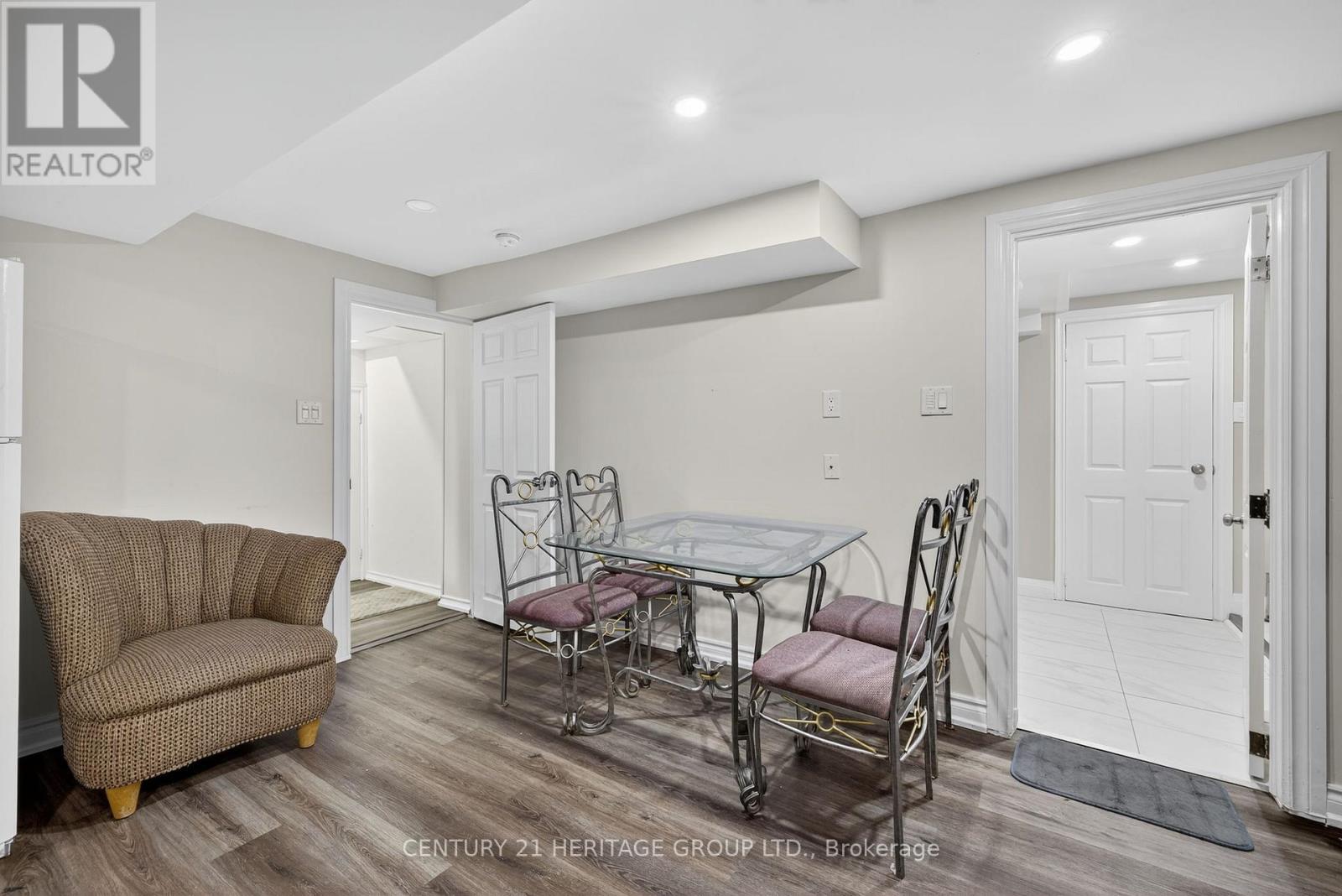 33 London Road, Newmarket, Ontario  L3Y 6A1 - Photo 36 - N12404189