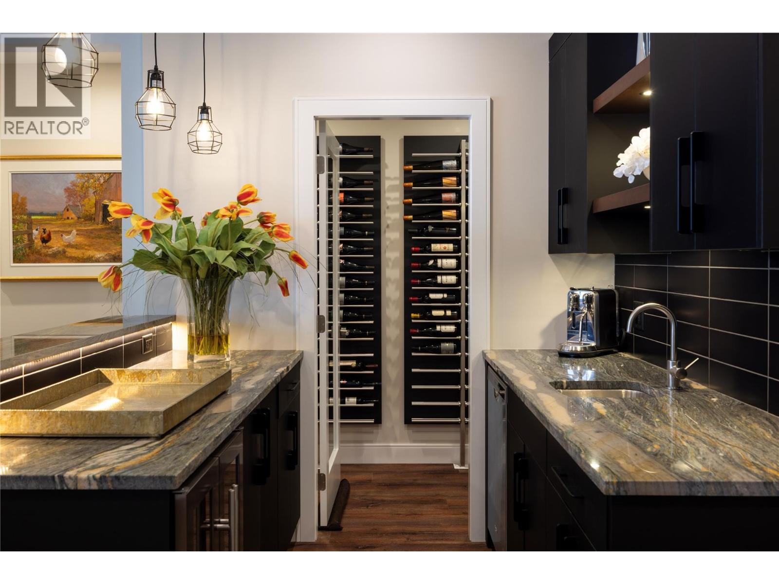 5572 Upper Mission Drive, Kelowna, British Columbia V1W 5M4 - Photo 18 - 10361914