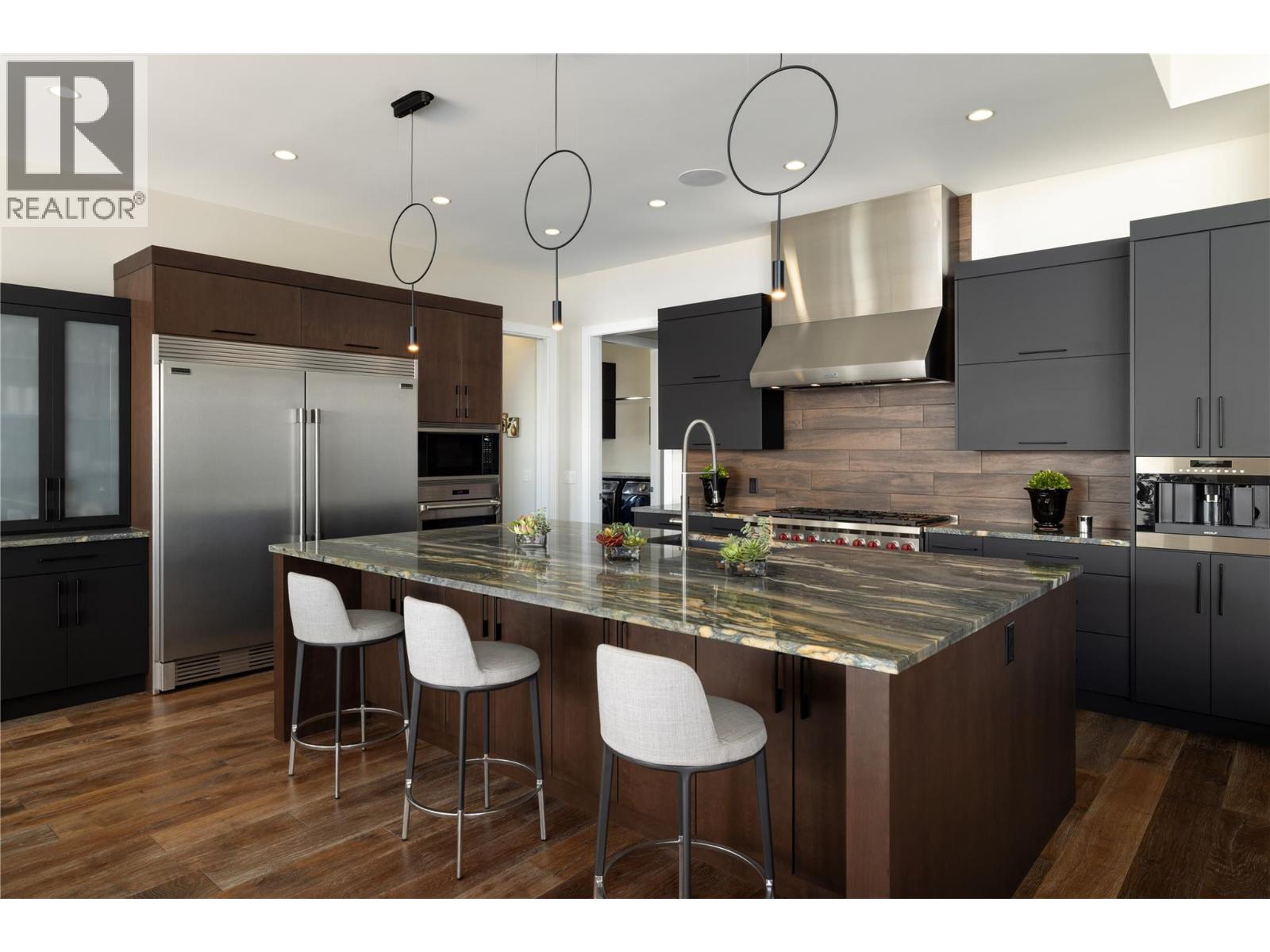 5572 Upper Mission Drive, Kelowna, British Columbia V1W 5M4 - Photo 35 - 10361914