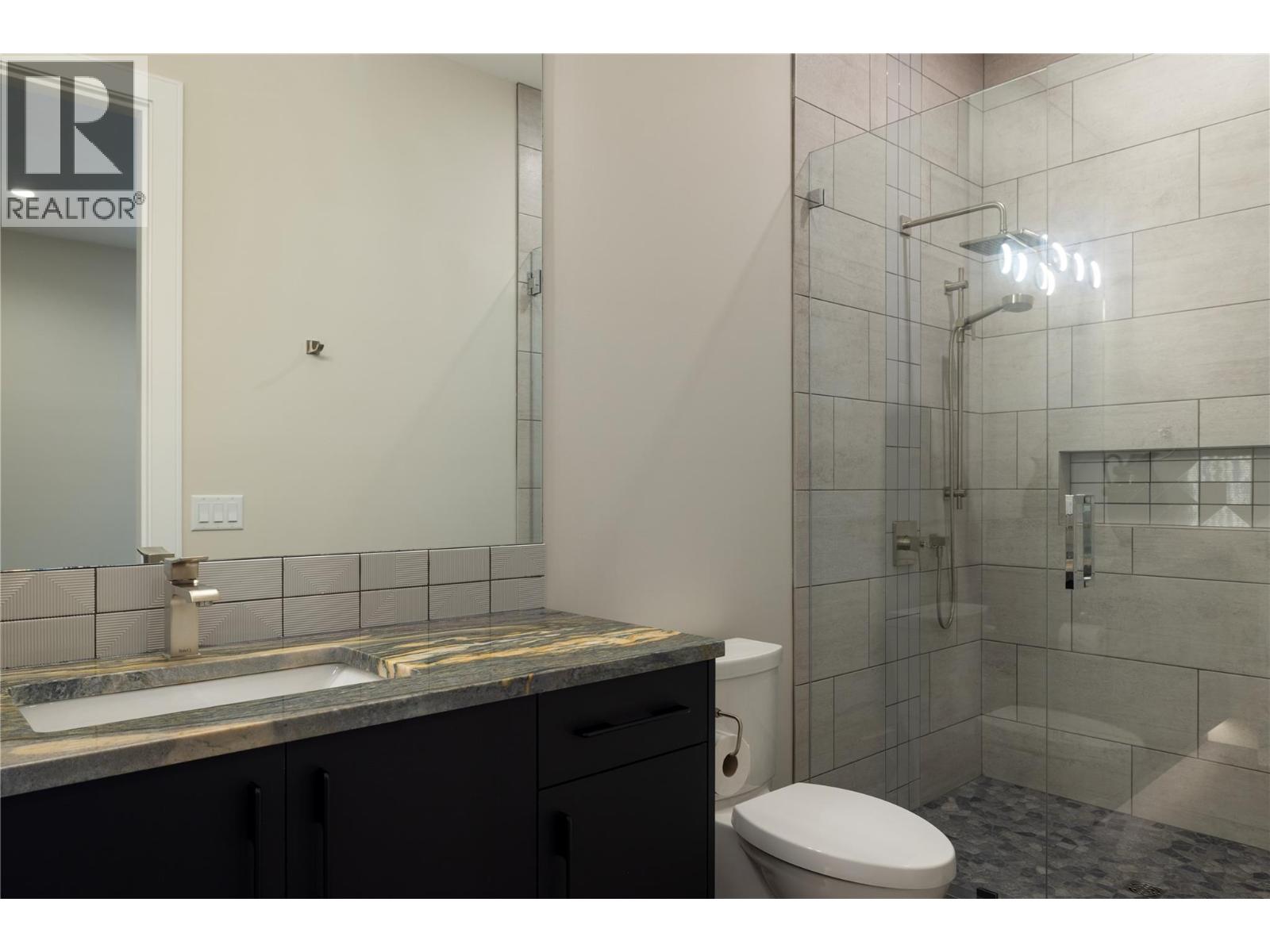 5572 Upper Mission Drive, Kelowna, British Columbia V1W 5M4 - Photo 50 - 10361914