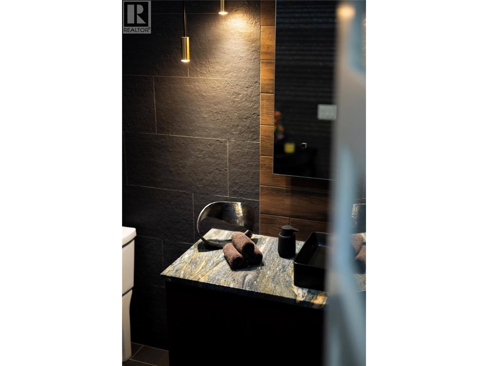 5572 Upper Mission Drive, Kelowna, British Columbia V1W 5M4 - Photo 62 - 10361914