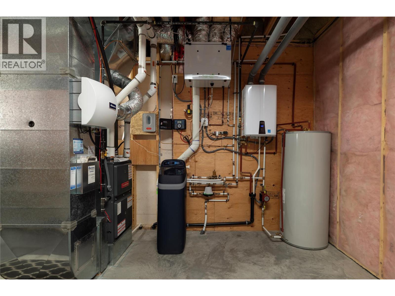 5572 Upper Mission Drive, Kelowna, British Columbia V1W 5M4 - Photo 76 - 10361914