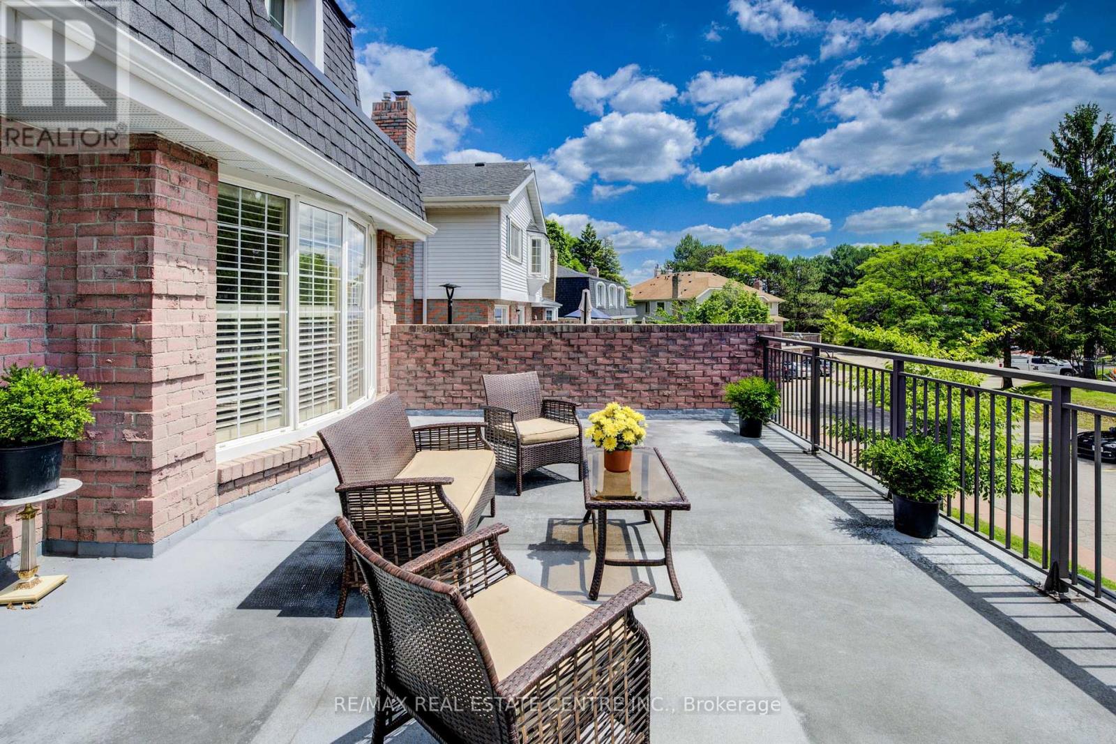 4 - 493 Beechwood Drive S, Waterloo, Ontario  N2T 1H8 - Photo 34 - X12404848