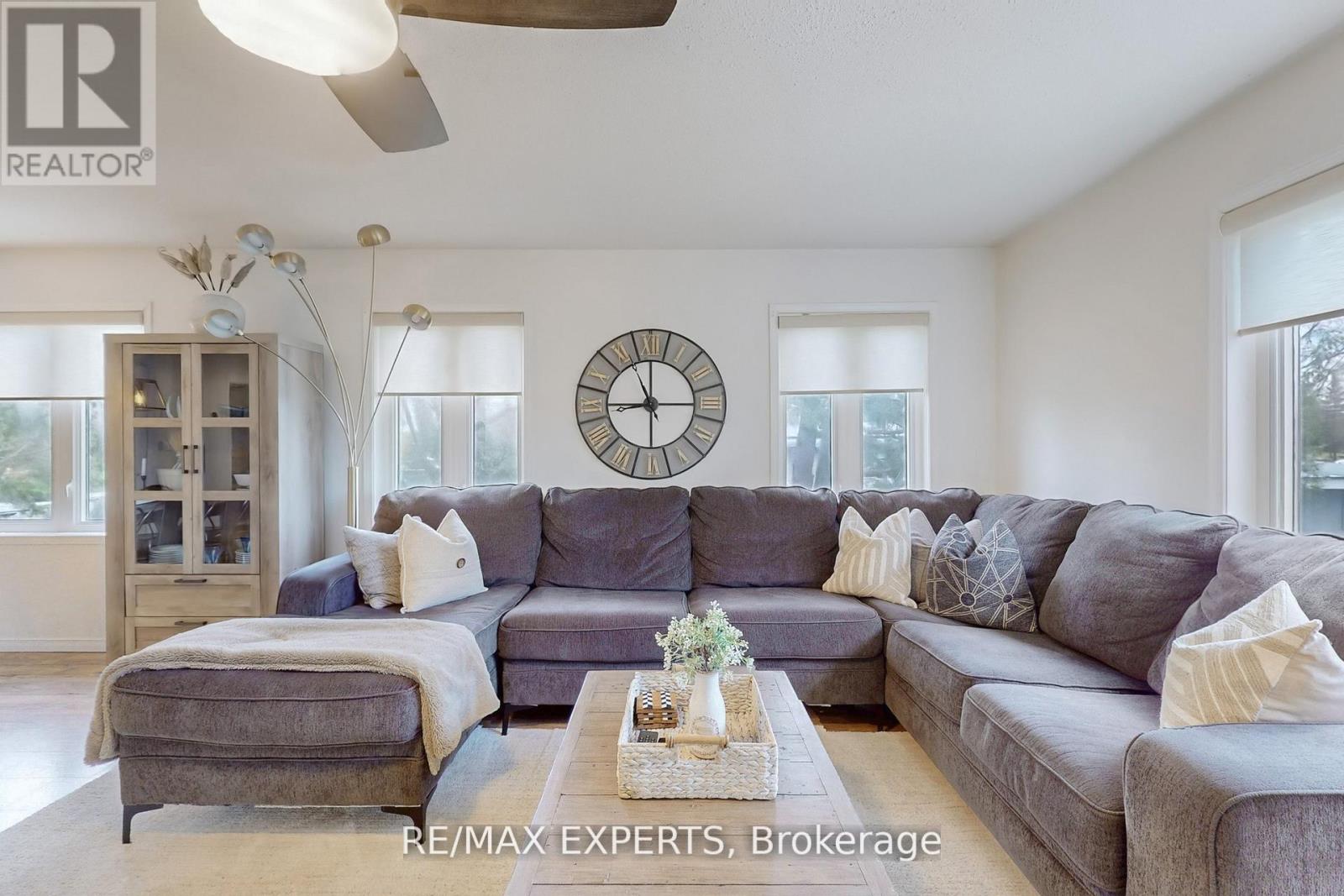 60 River Drive, Kawartha Lakes, Ontario  K0M 1N0 - Photo 7 - X12404858