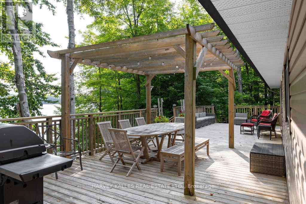 1149 Kendon Road, Muskoka Lakes, Ontario  P0C 1A0 - Photo 32 - X12404366