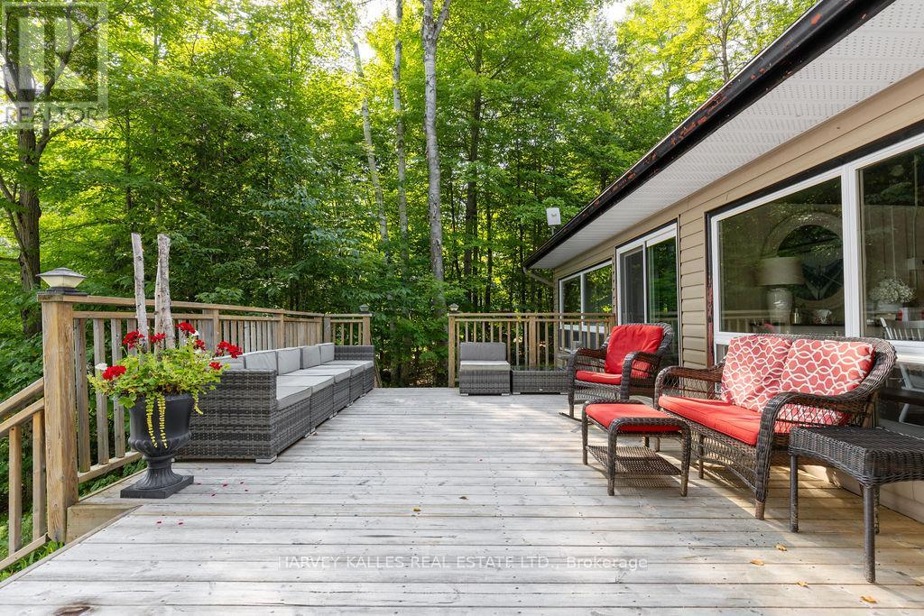 1149 Kendon Road, Muskoka Lakes, Ontario  P0C 1A0 - Photo 33 - X12404366