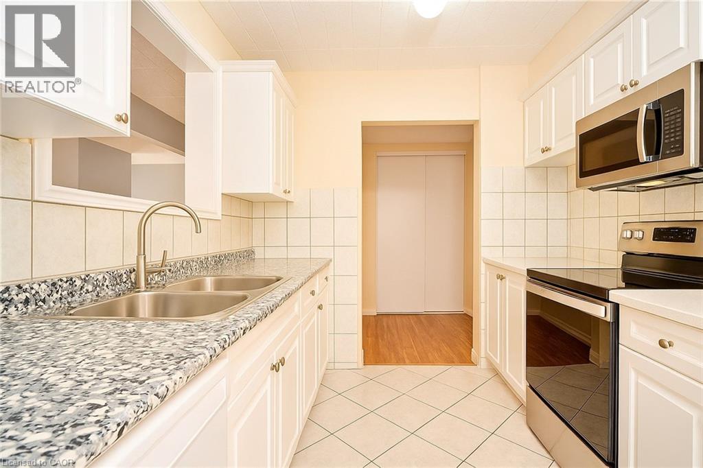 71 Vanier Drive Unit# 205, Kitchener, Ontario  N2C 1J4 - Photo 11 - 40770060