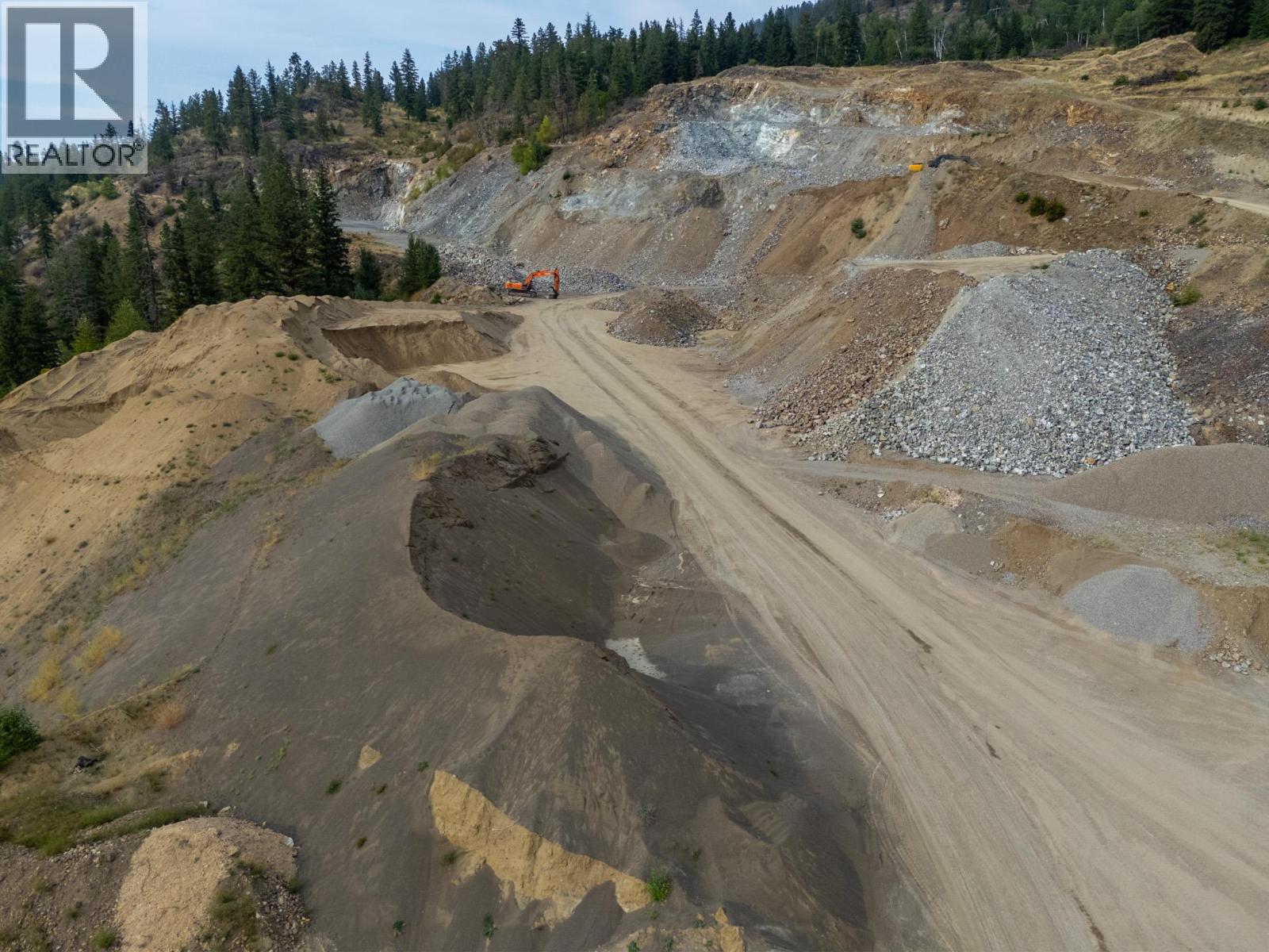 15799 Sawmill Road, Lake Country, British Columbia  V4V 2E2 - Photo 31 - 10362961