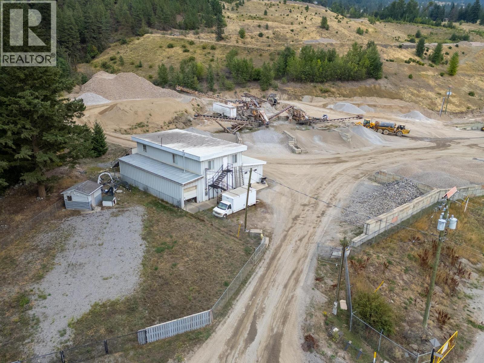 15799 Sawmill Road, Lake Country, British Columbia  V4V 2E2 - Photo 46 - 10362961