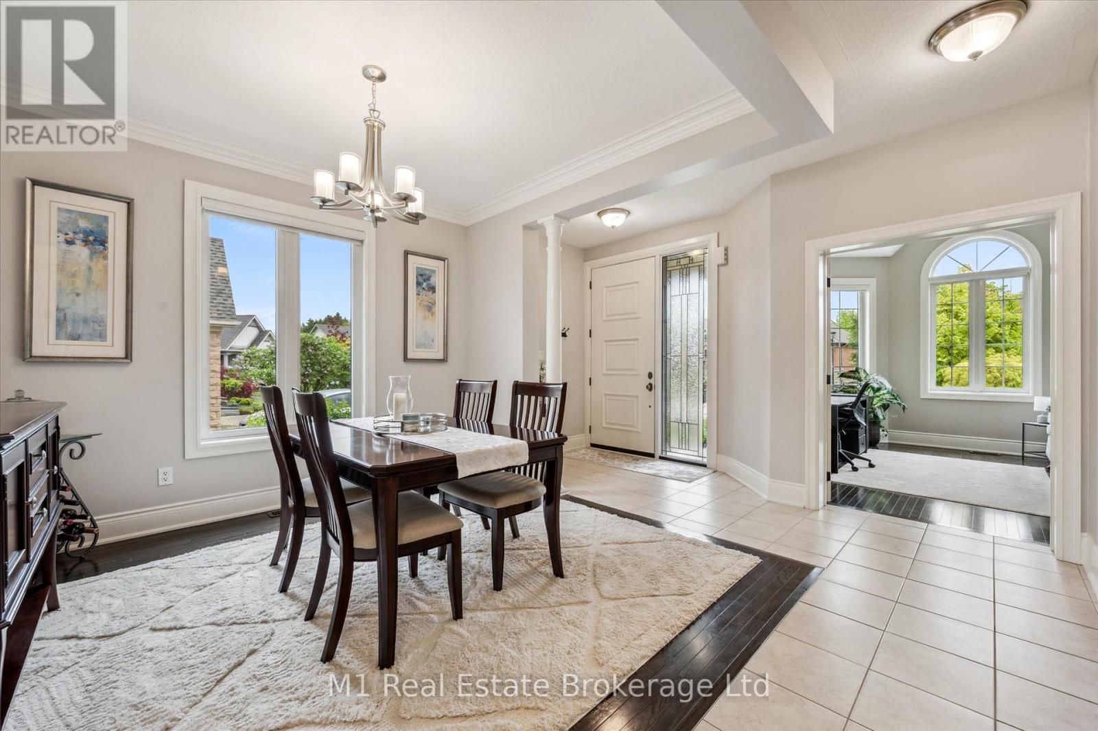 94 Aberfoyle Mill Crescent, Puslinch, Ontario  N1H 6H9 - Photo 18 - X12323932