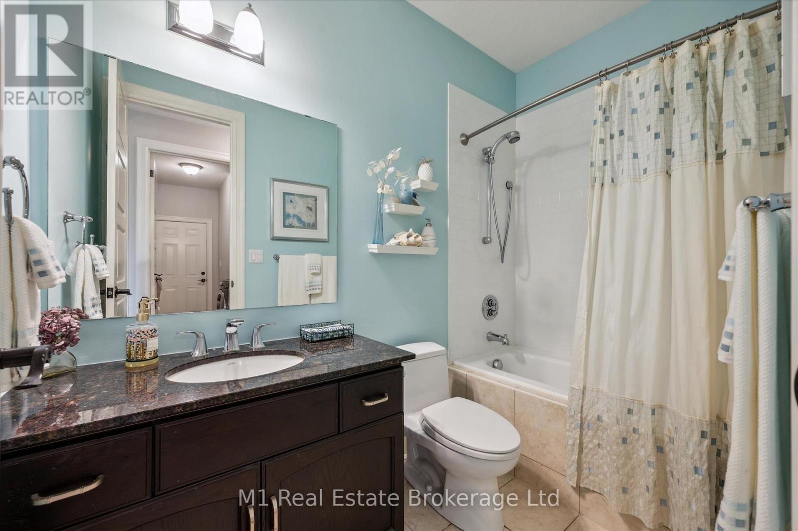 94 Aberfoyle Mill Crescent, Puslinch, Ontario  N1H 6H9 - Photo 26 - X12323932