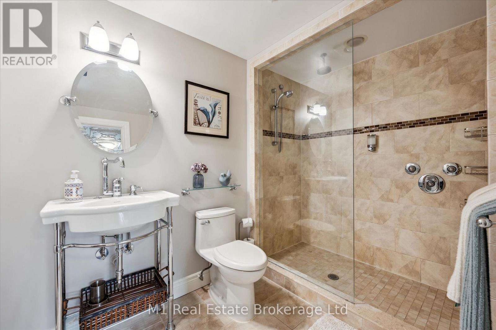 94 Aberfoyle Mill Crescent, Puslinch, Ontario  N1H 6H9 - Photo 39 - X12323932