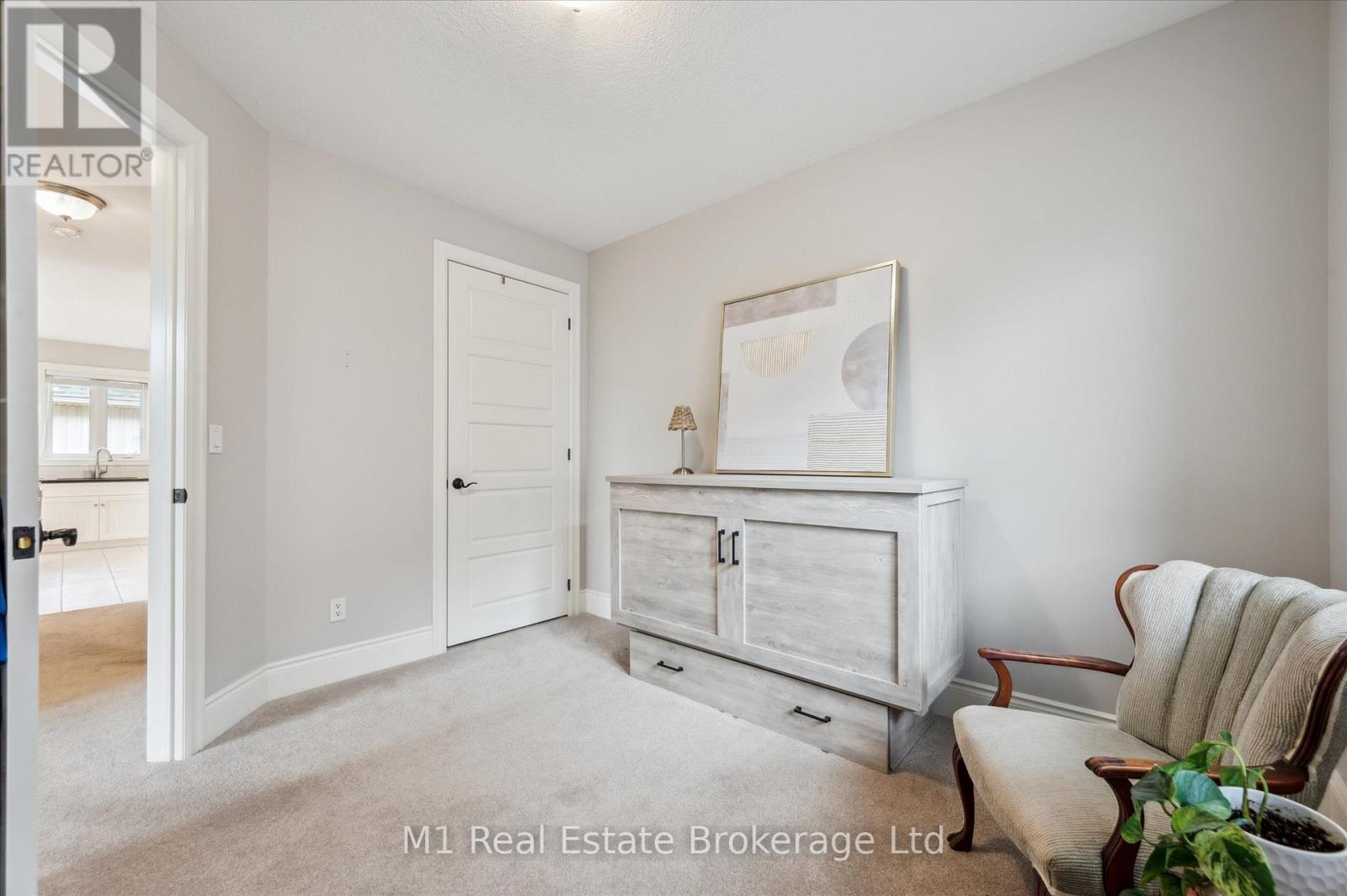 94 Aberfoyle Mill Crescent, Puslinch, Ontario  N1H 6H9 - Photo 25 - X12323932