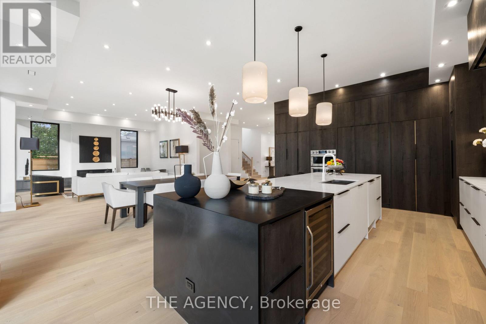 170 Ranee Avenue, Toronto, Ontario  M6A 1N5 - Photo 14 - C12405003