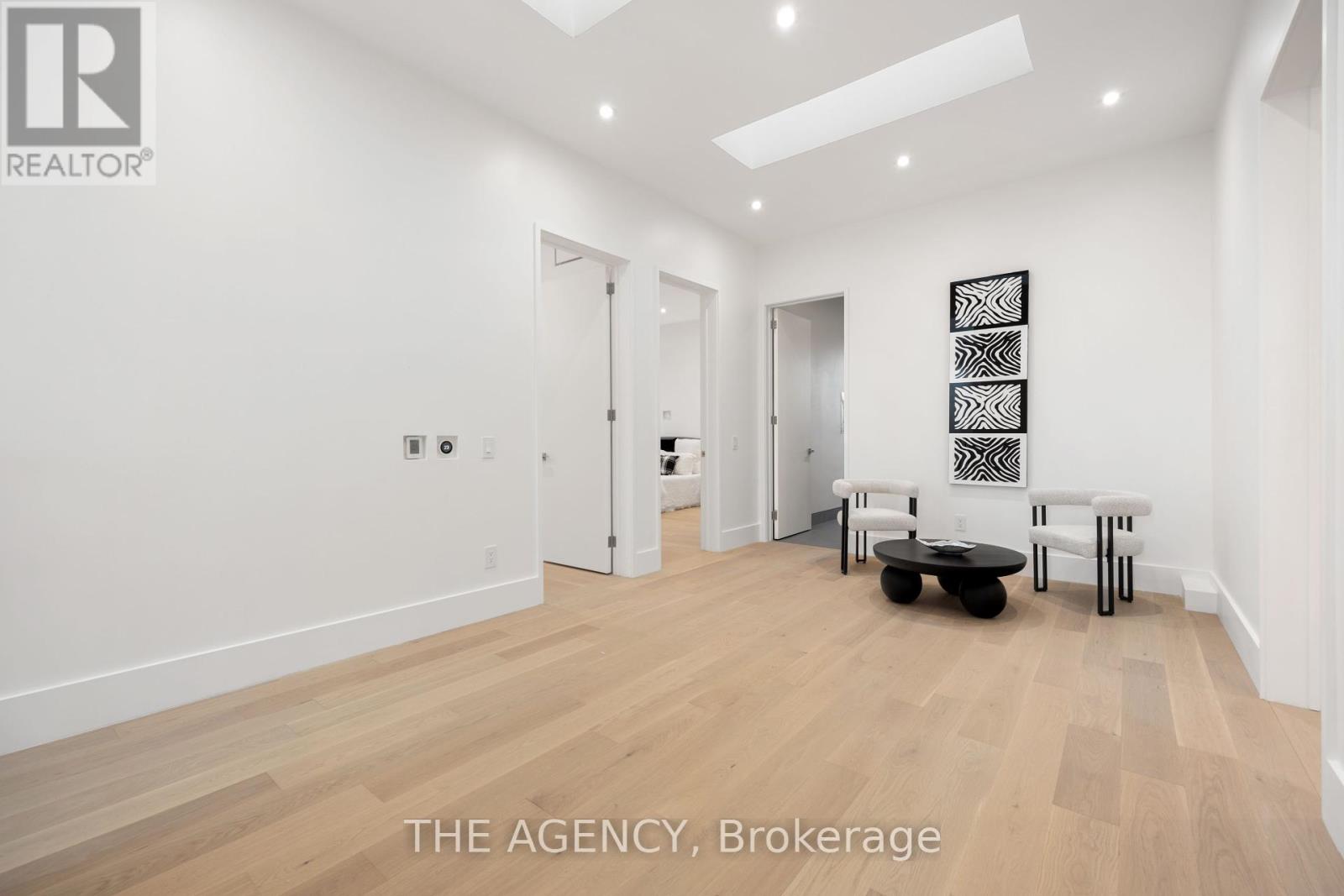 170 Ranee Avenue, Toronto, Ontario  M6A 1N5 - Photo 18 - C12405003
