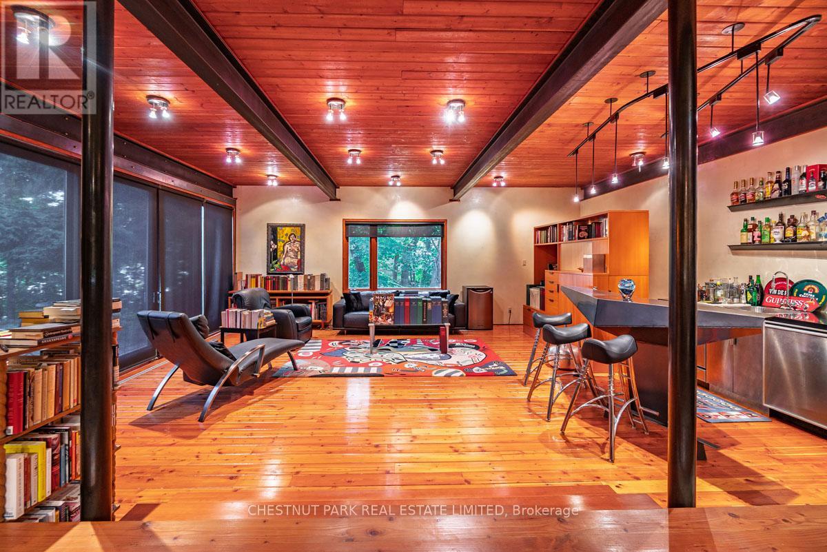 229 Owen Boulevard, Toronto, Ontario  M2P 1G9 - Photo 19 - C12405007