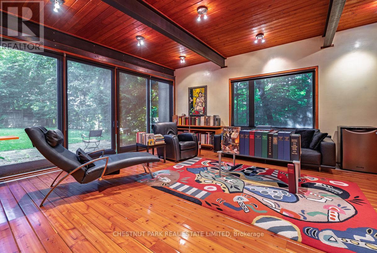 229 Owen Boulevard, Toronto, Ontario  M2P 1G9 - Photo 22 - C12405007