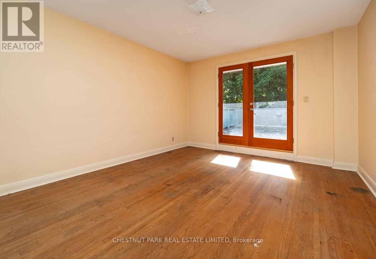229 Owen Boulevard, Toronto, Ontario  M2P 1G9 - Photo 31 - C12405007