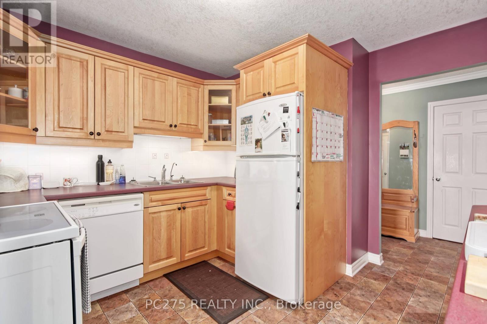 1806 - 389 Dundas Street, London East, Ontario  N6B 3L5 - Photo 11 - X12038739