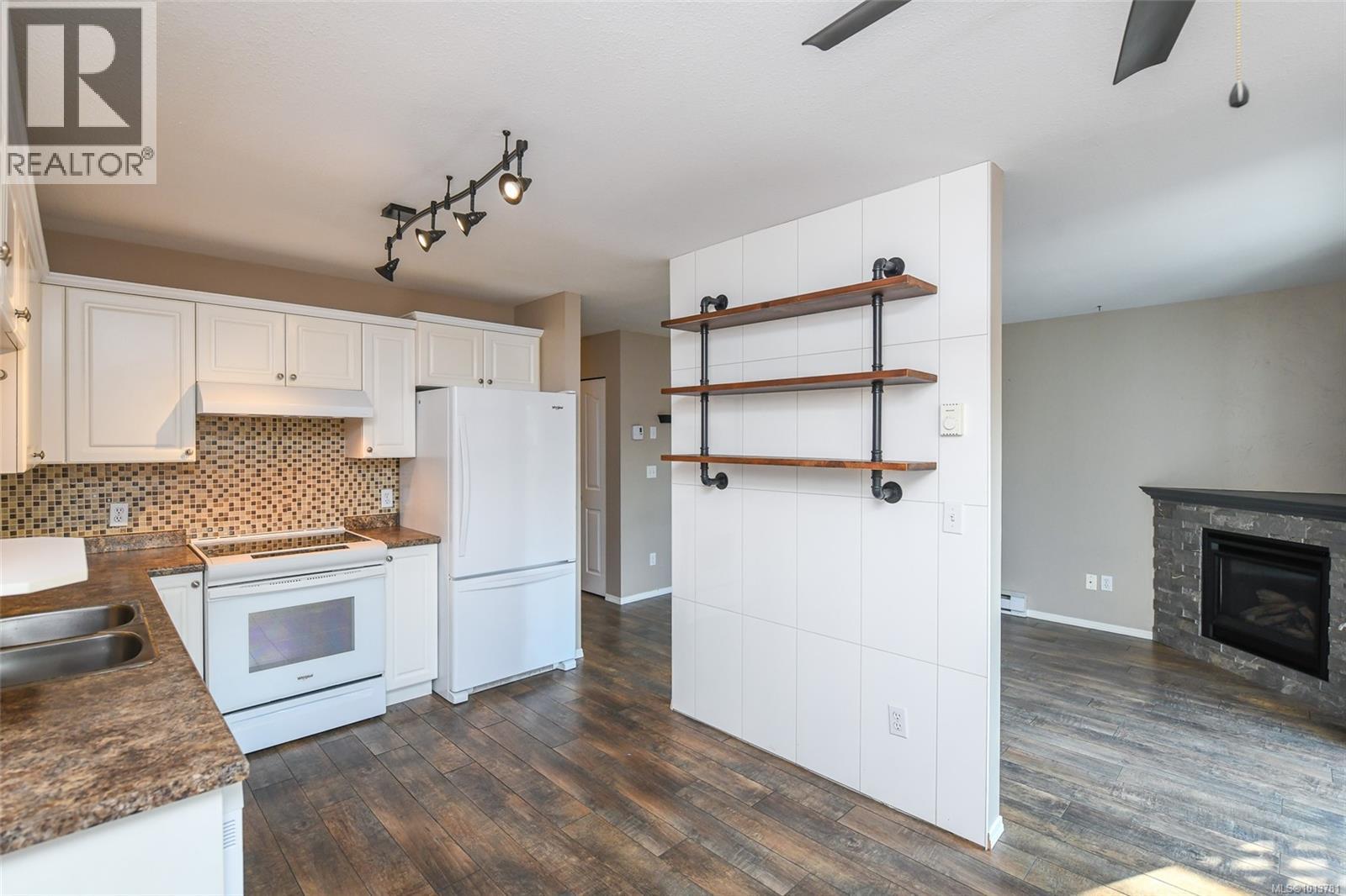 Lorem Ipsum Do, Comox, British Columbia  V9M  - Photo 9 - DEMO28855521