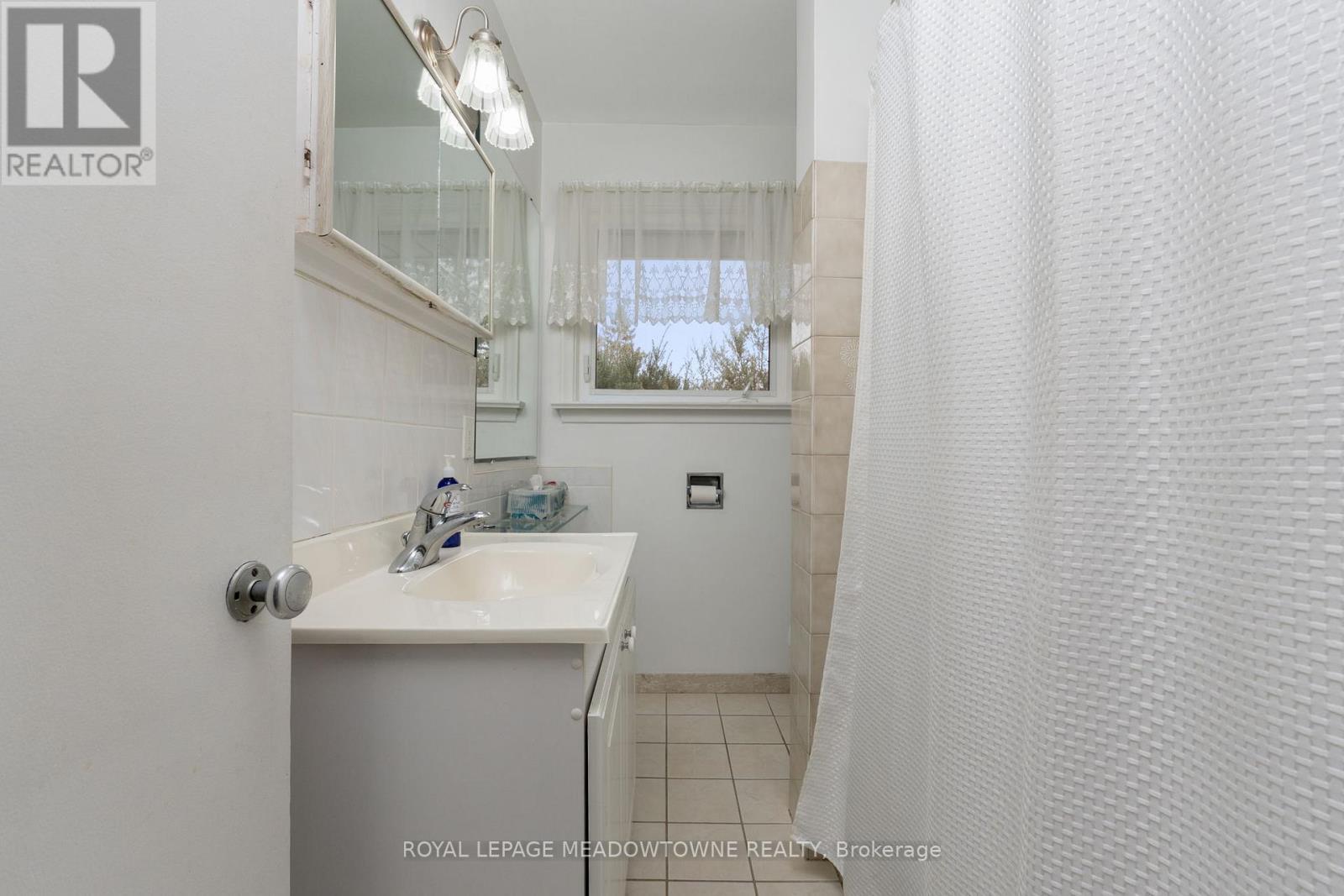 208 Martin Street, King (King City), Ontario  L7B 1J5 - Photo 23 - N12404957