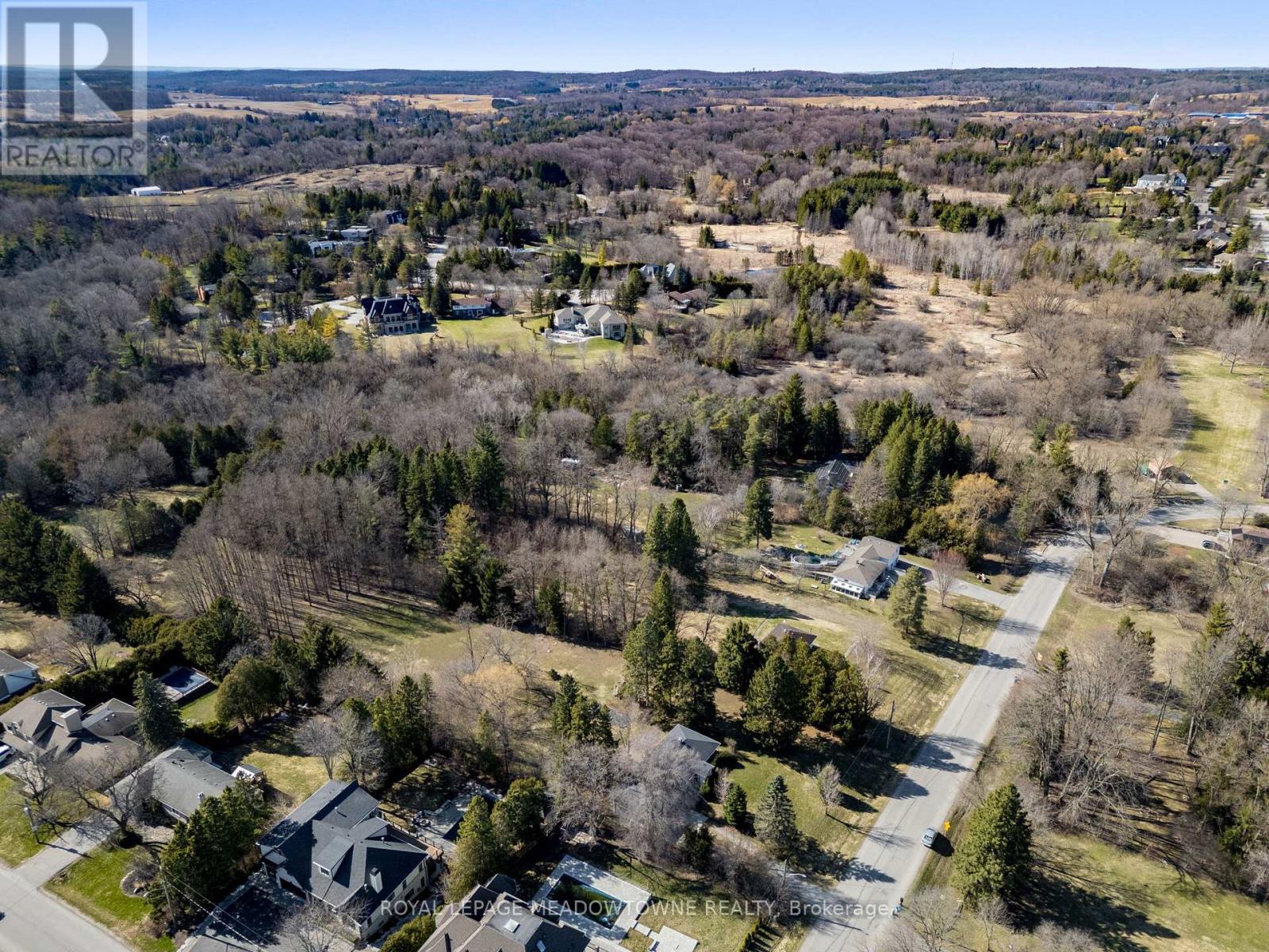 208 Martin Street, King (King City), Ontario  L7B 1J5 - Photo 40 - N12404957