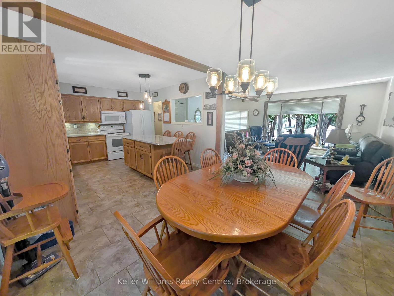 57 Victoria Street, Kincardine, Ontario  N0G 2T0 - Photo 18 - X12405151