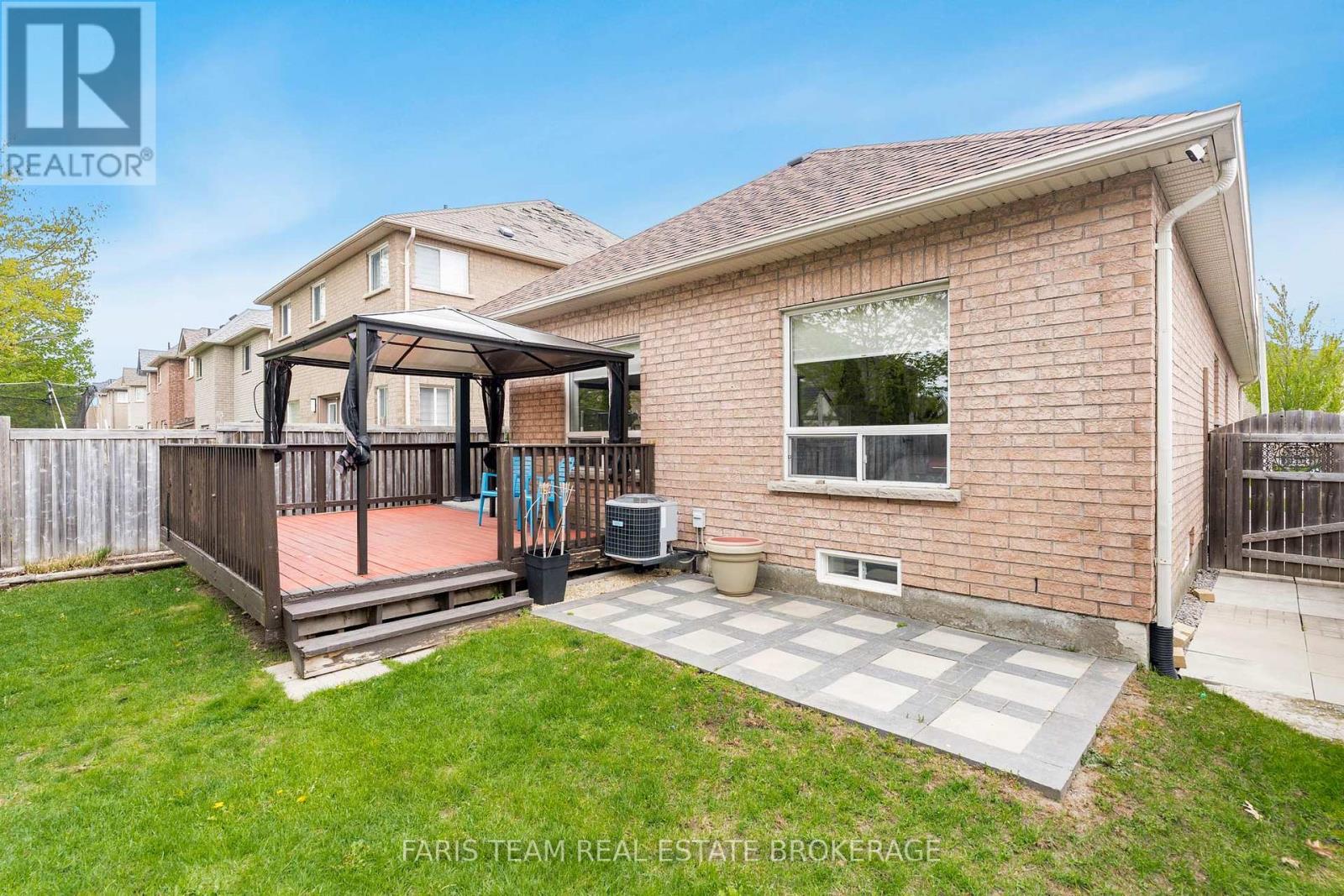 10 Westminster Circle, Barrie (Innis-Shore), Ontario  L4M 0A3 - Photo 25 - S12404980
