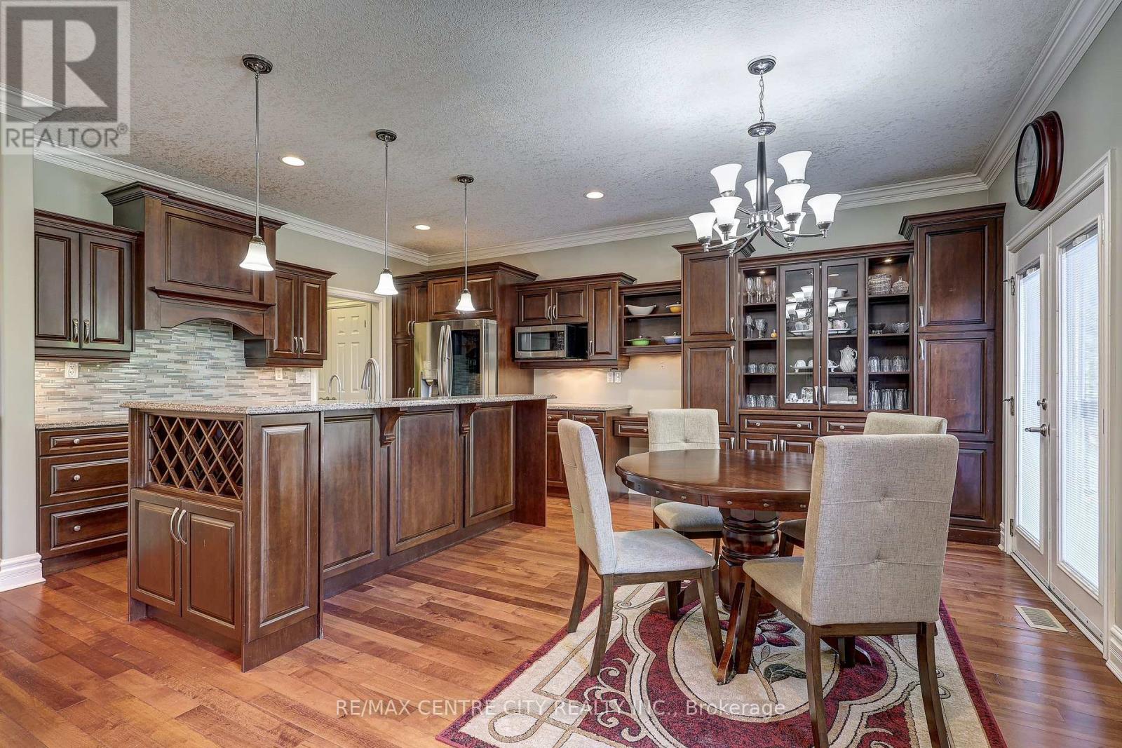 1 Mcgregor Court, St. Thomas, Ontario  N5P 4H7 - Photo 23 - X12405031