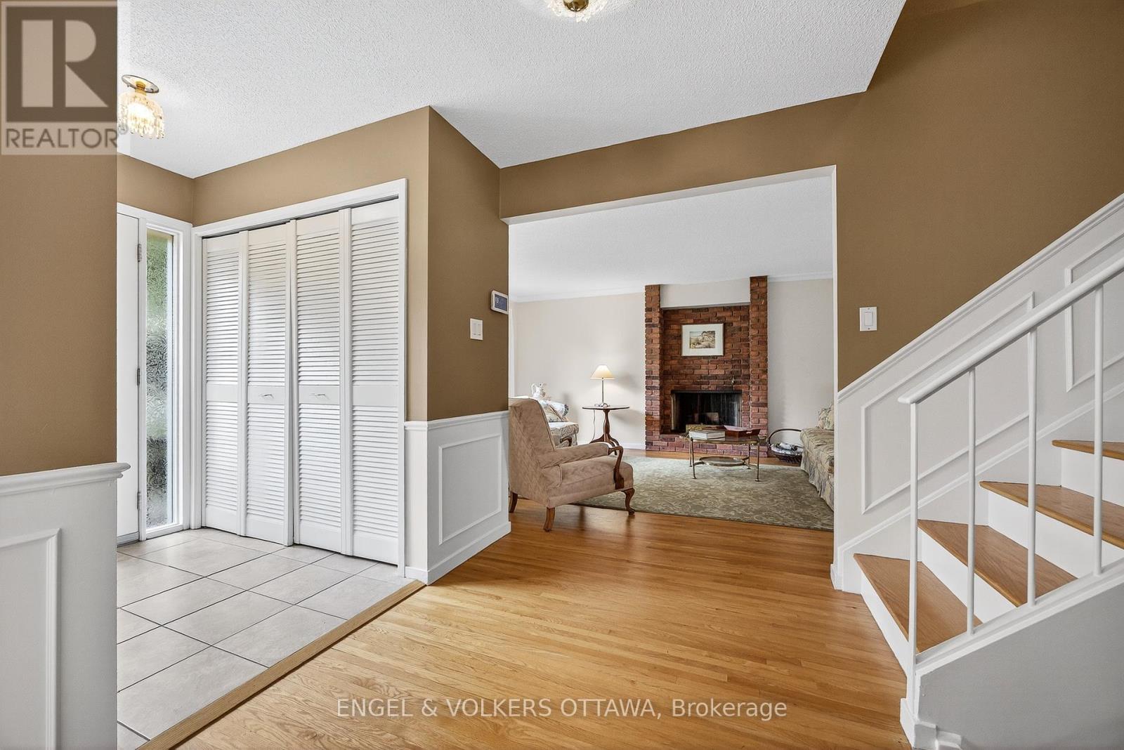 29 Milne Crescent, Ottawa, Ontario  K2K 1H7 - Photo 11 - X12405079