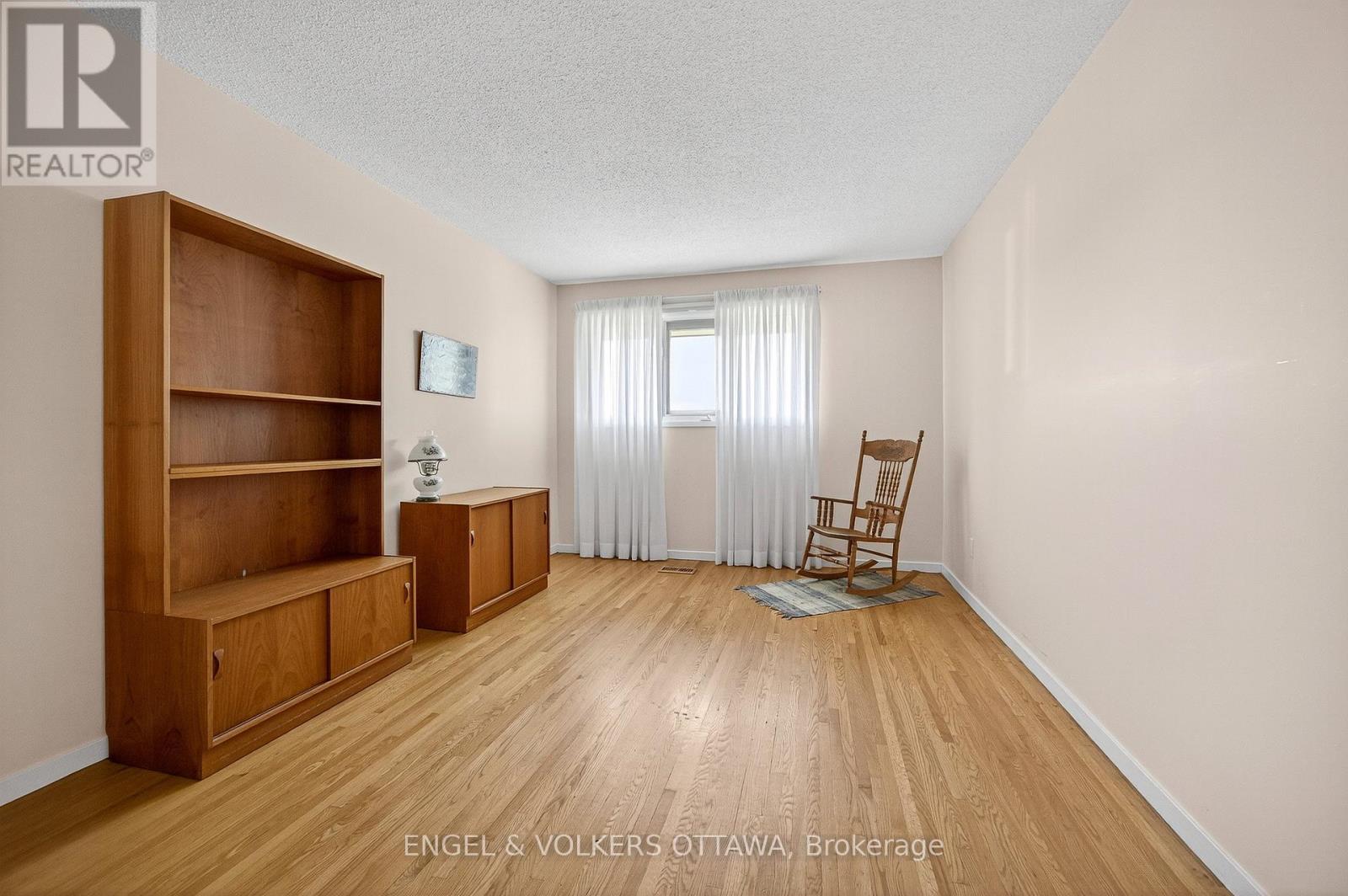 29 Milne Crescent, Ottawa, Ontario  K2K 1H7 - Photo 36 - X12405079
