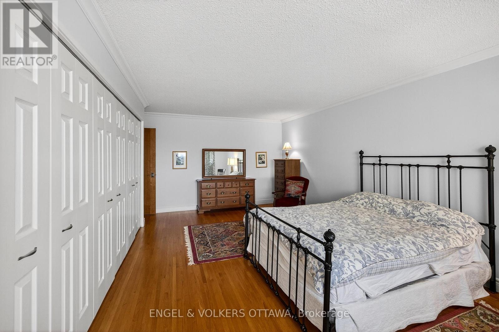 29 Milne Crescent, Ottawa, Ontario  K2K 1H7 - Photo 42 - X12405079