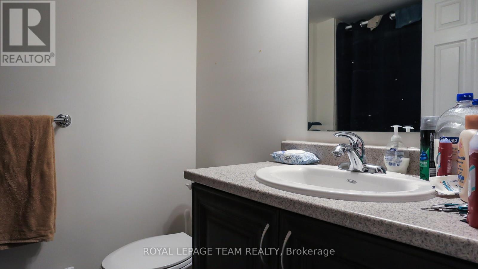 B - 544 Chapman Mills Drive, Ottawa, Ontario  K2J 3V2 - Photo 10 - X12405092