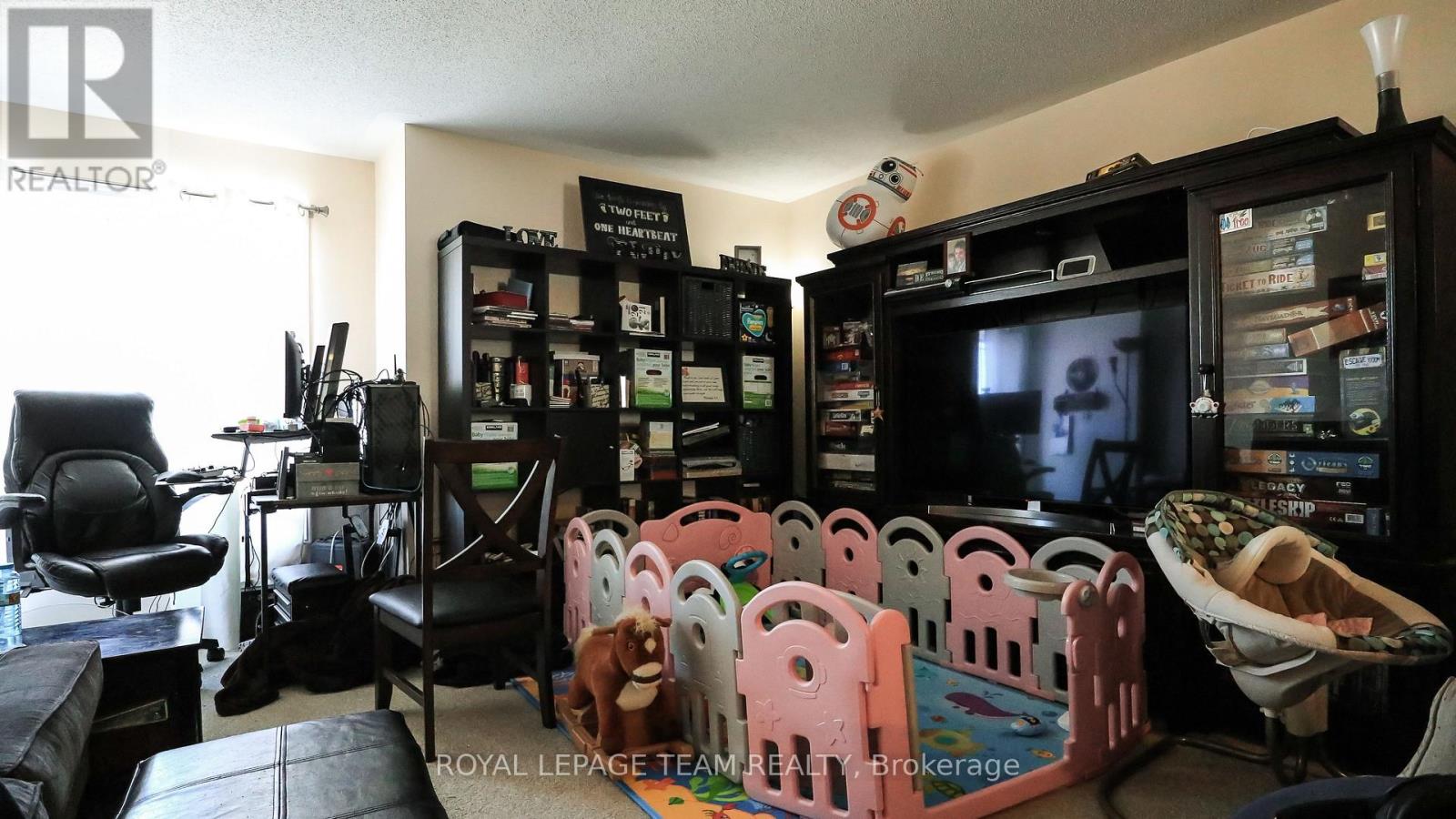 B - 544 Chapman Mills Drive, Ottawa, Ontario  K2J 3V2 - Photo 5 - X12405092