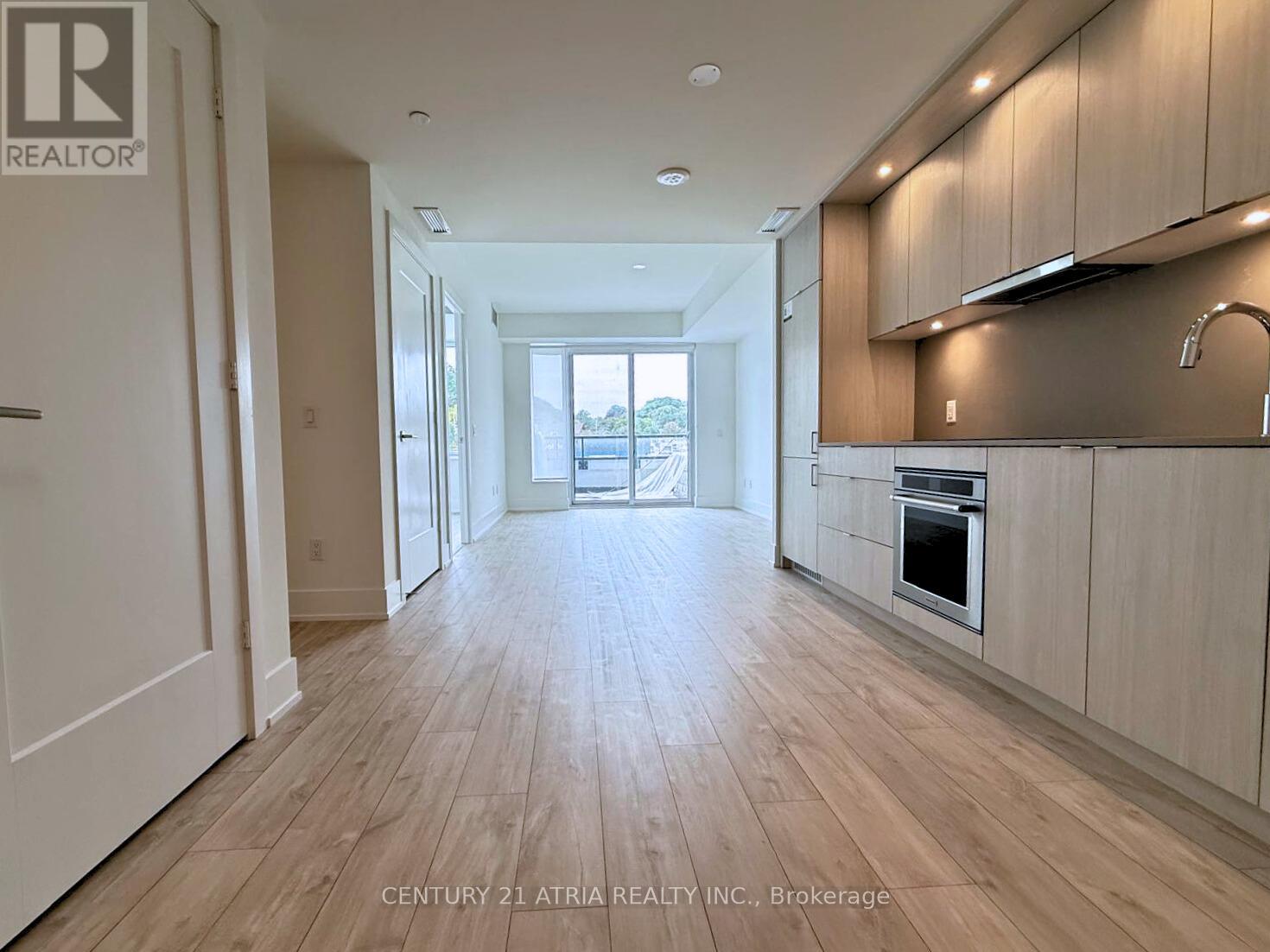 213 - 259 The Kingsway, Toronto, Ontario  M9A 0G2 - Photo 1 - W12404996