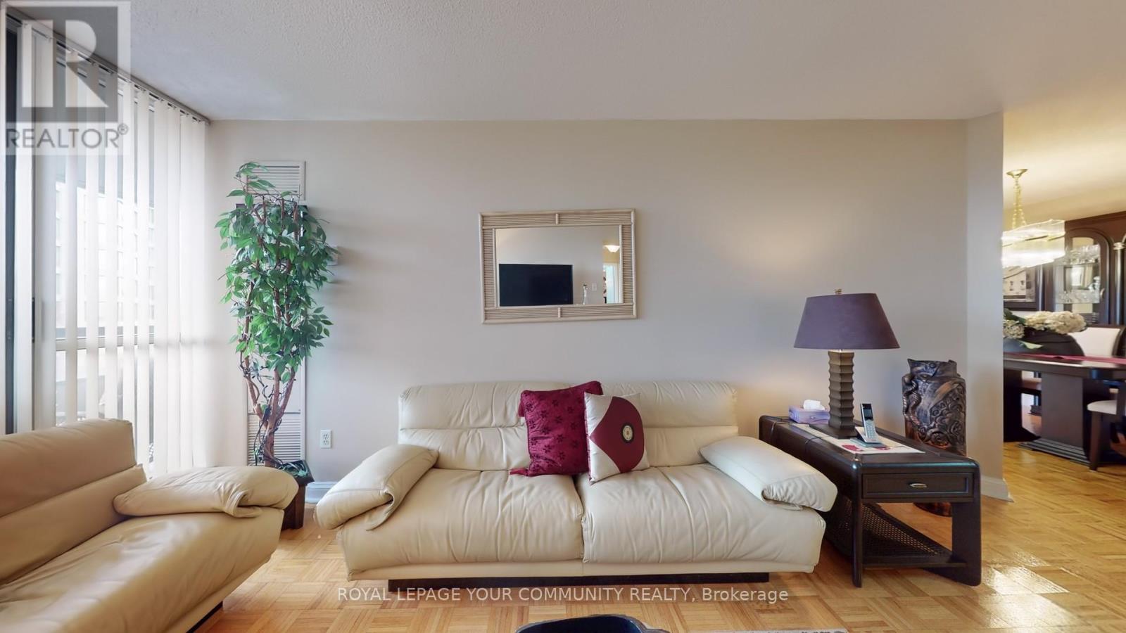 404 - 24 Hanover Road, Brampton (Queen Street Corridor), Ontario  L6S 5K8 - Photo 8 - W12405010