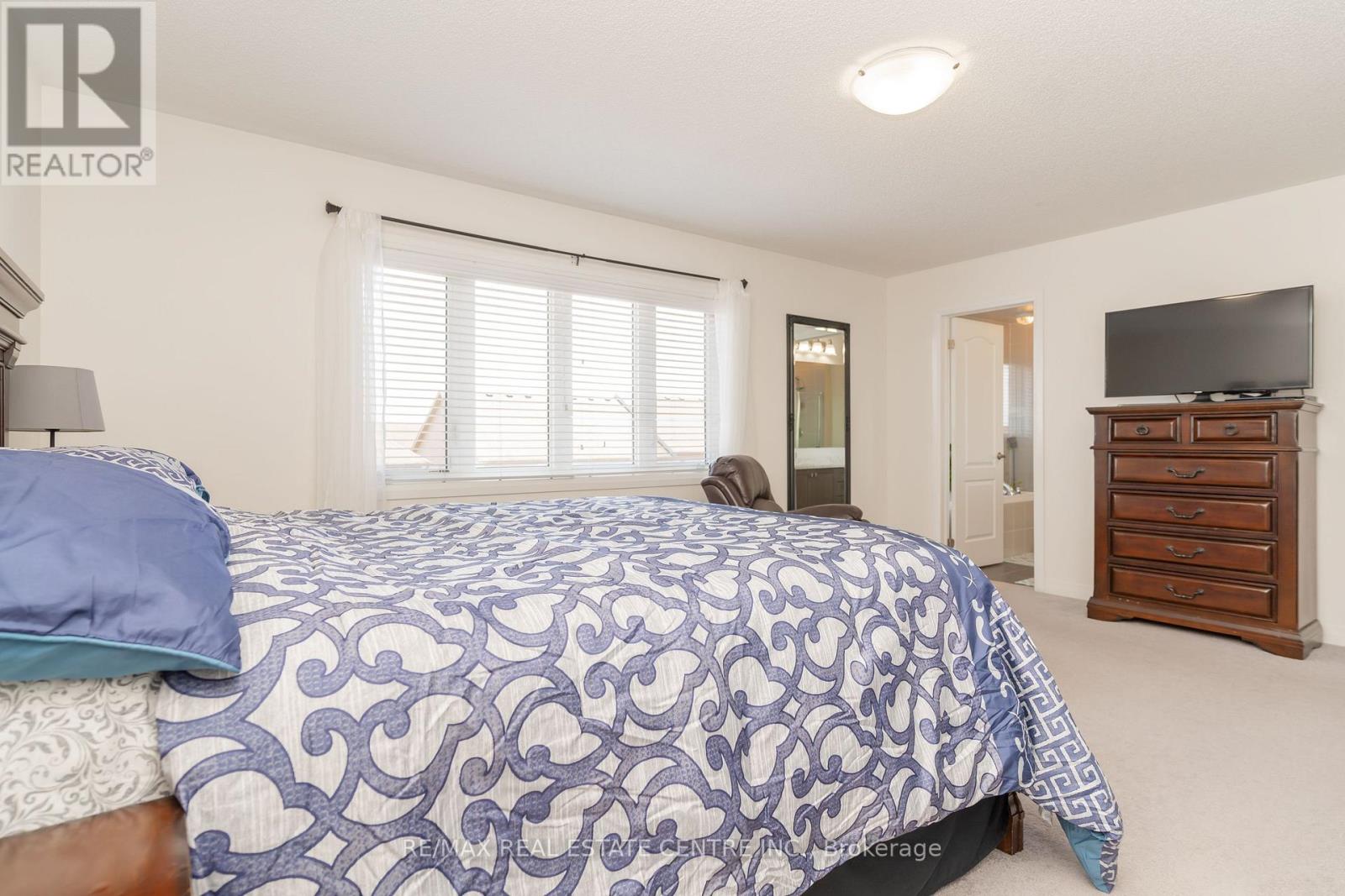 10 Drew Brown Boulevard, Orangeville, Ontario  L9W 6Z6 - Photo 22 - W12405016