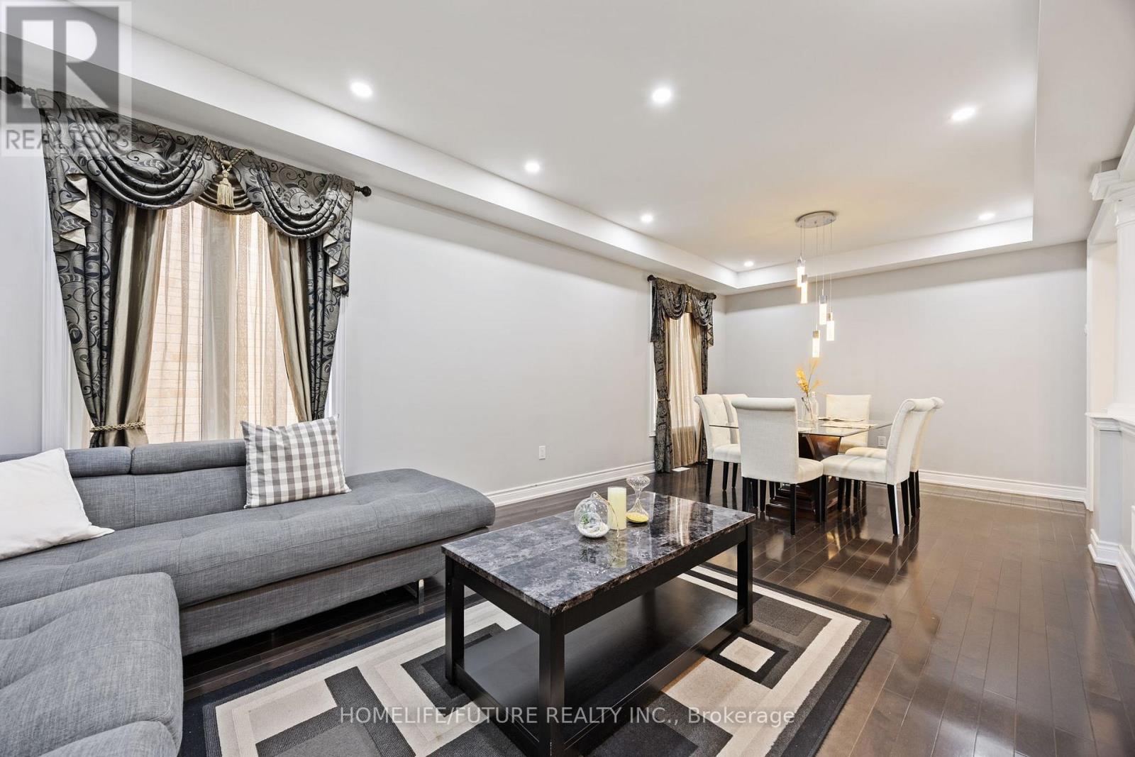 83 George Robinson Drive, Brampton, Ontario  L6Y 0Z7 - Photo 5 - W12405017