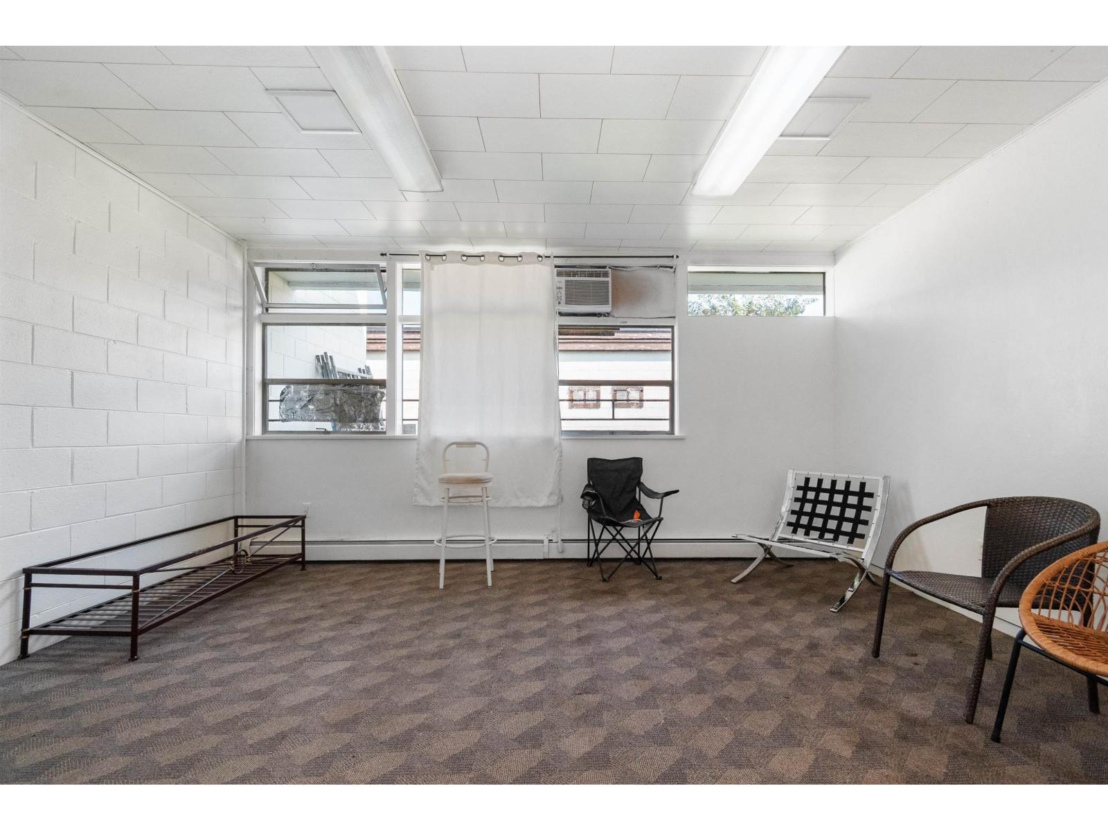 360 Wallace Street, Hope, Hope, British Columbia  V0X 1L0 - Photo 11 - C8072205