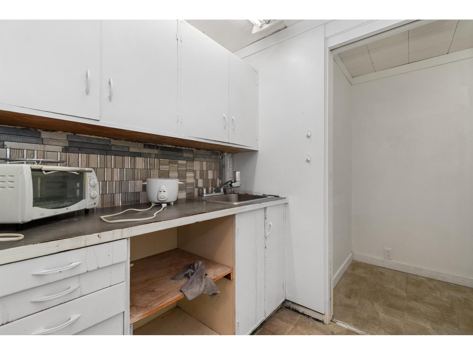 360 Wallace Street, Hope, Hope, British Columbia  V0X 1L0 - Photo 18 - C8072205