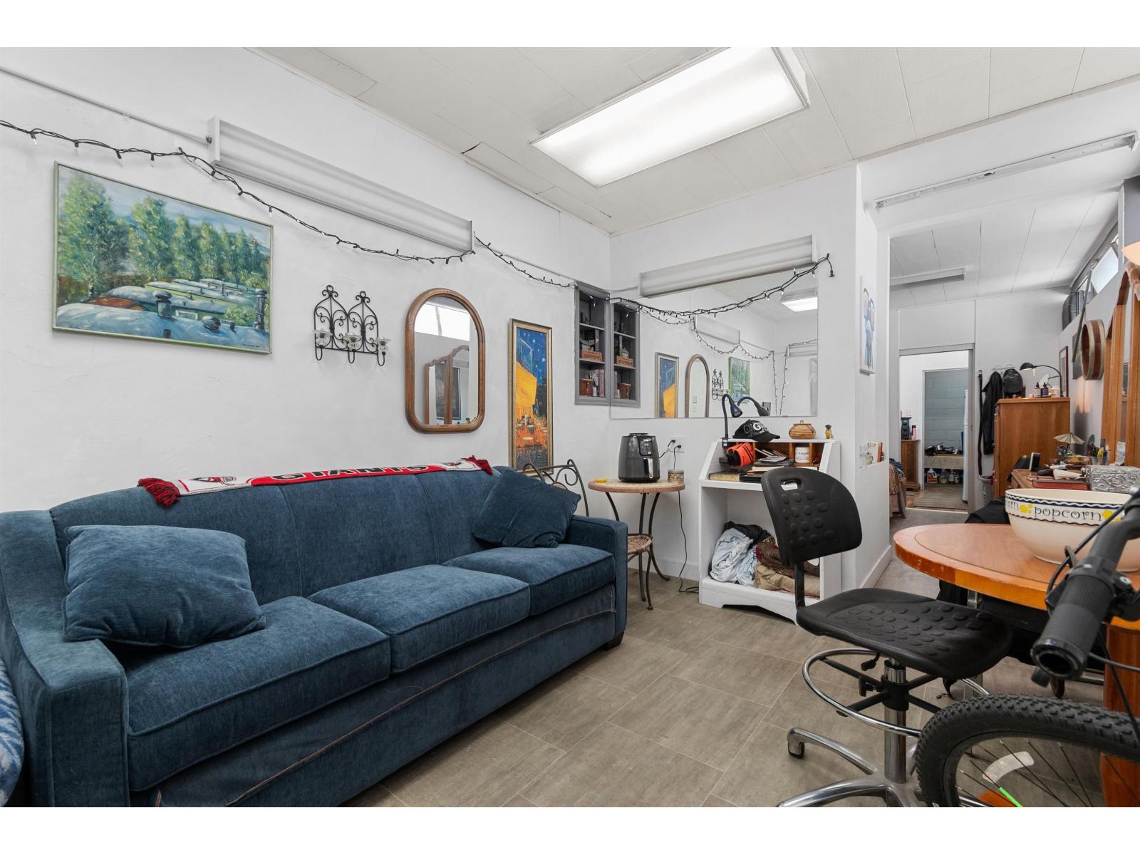 360 Wallace Street, Hope, Hope, British Columbia  V0X 1L0 - Photo 23 - C8072205