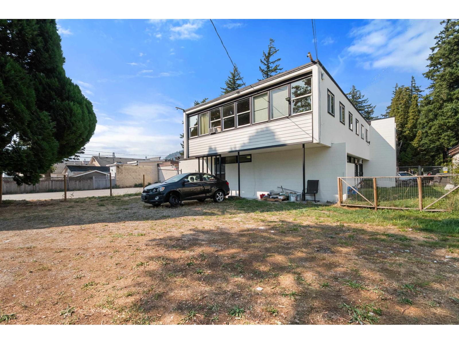 360 Wallace Street, Hope, Hope, British Columbia  V0X 1L0 - Photo 28 - C8072205
