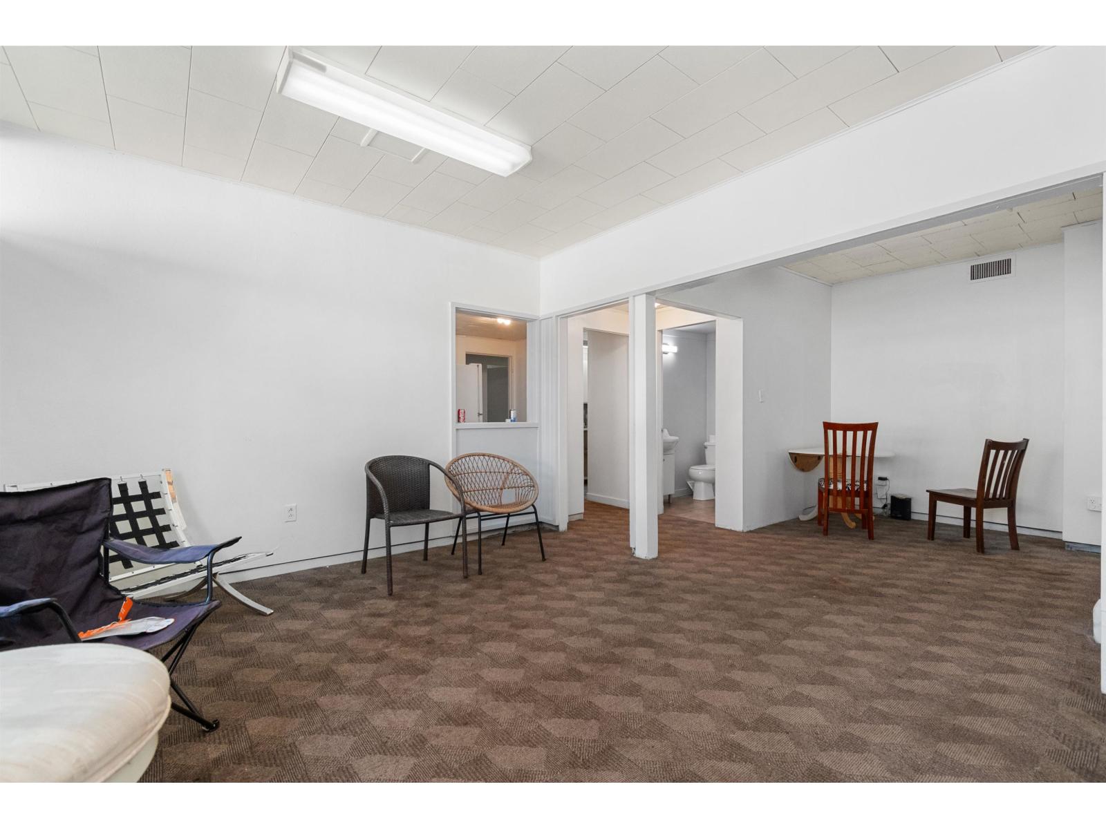 360 Wallace Street, Hope, Hope, British Columbia  V0X 1L0 - Photo 9 - C8072205