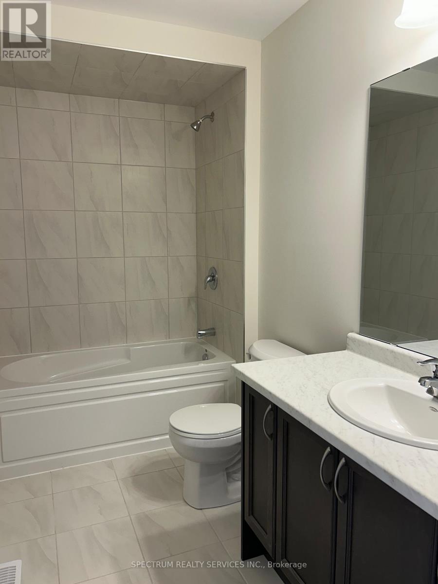 129 Hitchman Street, Brant, Ontario  N3L 0N6 - Photo 7 - X12404958