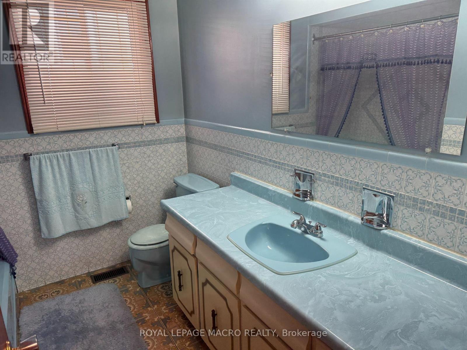 31 Adair Avenue N, Hamilton (Mcquesten), Ontario  L8H 6A5 - Photo 16 - X12405002