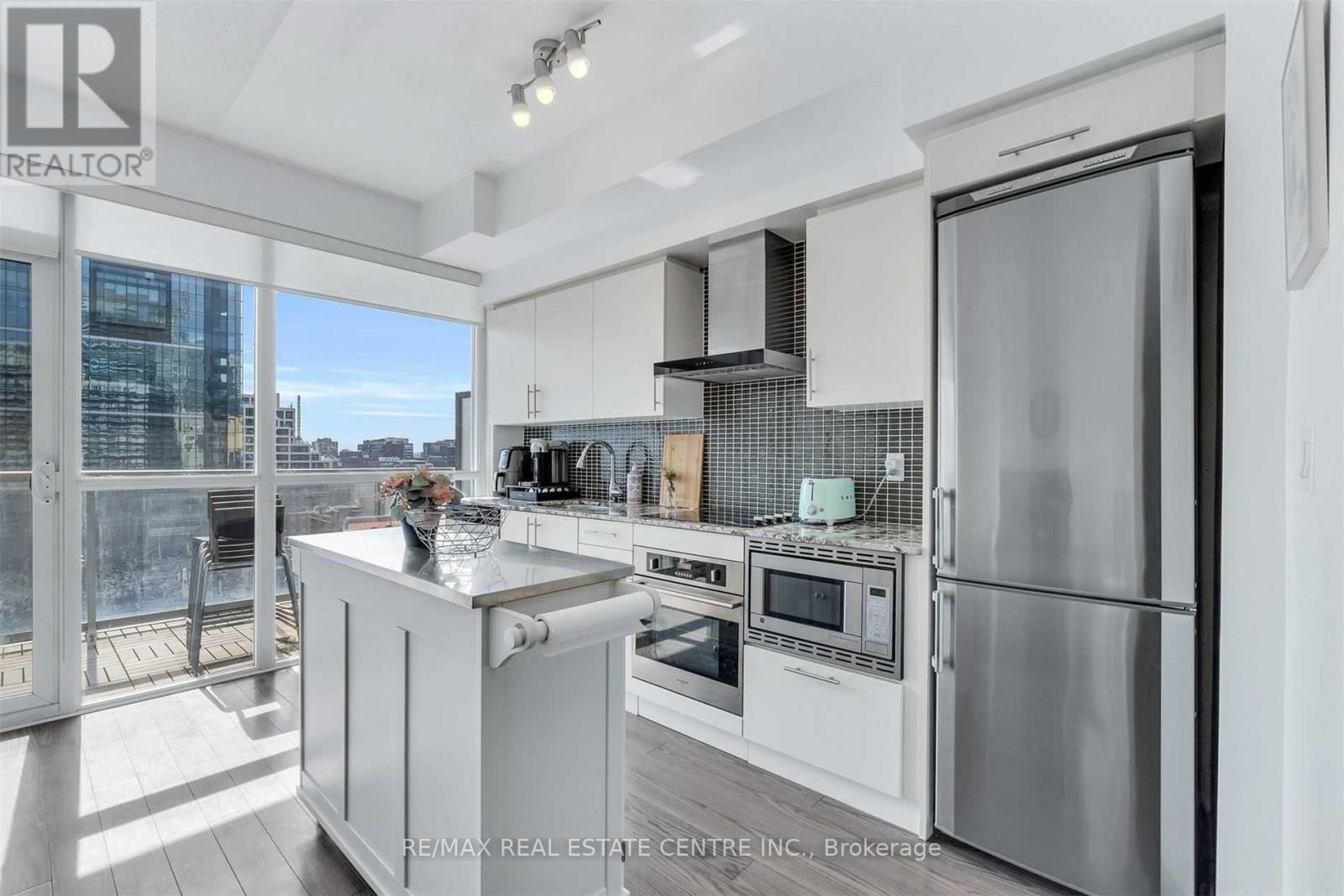 1413 - 352 Front Street W, Toronto, Ontario  M5V 0K3 - Photo 18 - C12299543